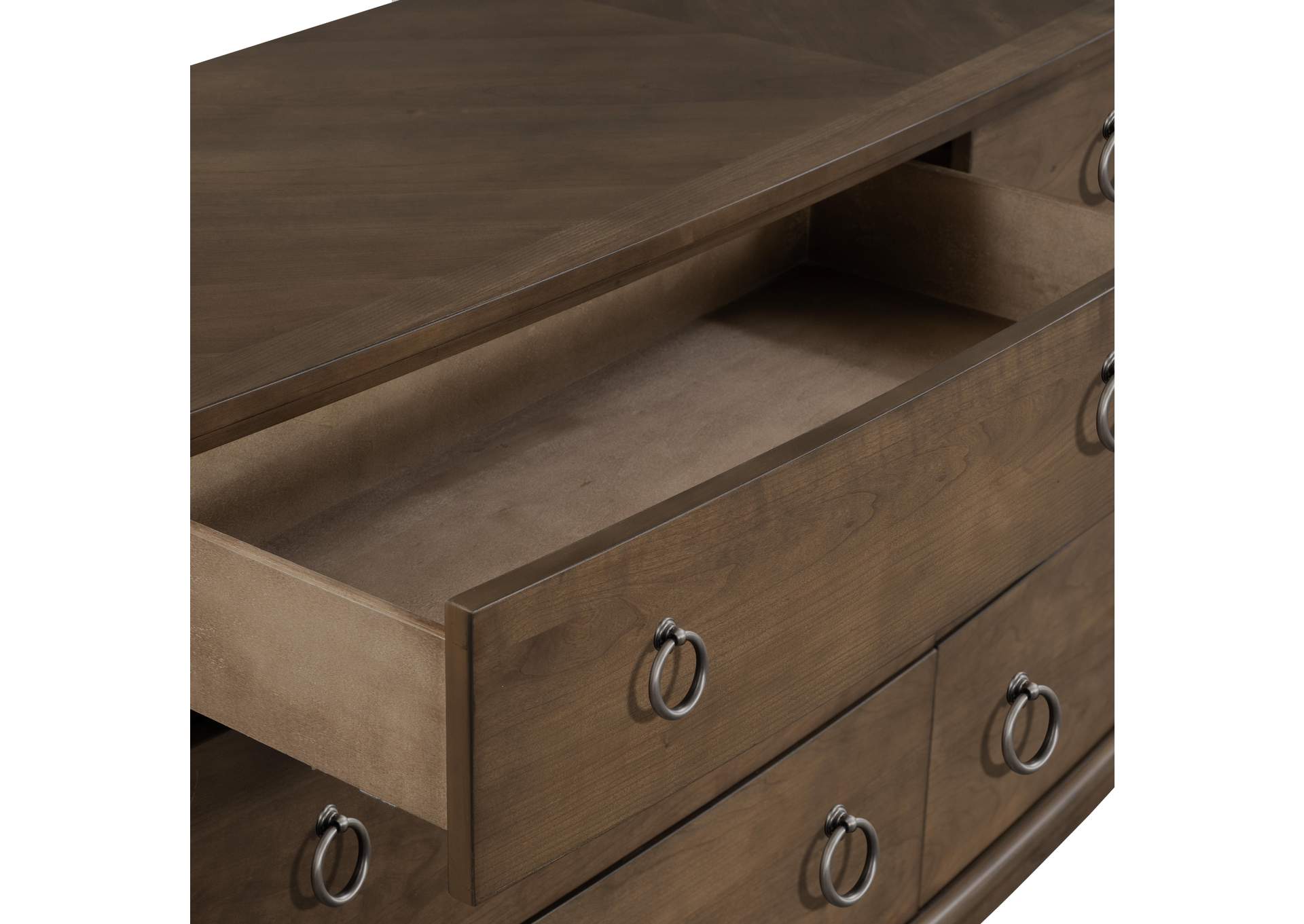 Bellevue Dresser image 5