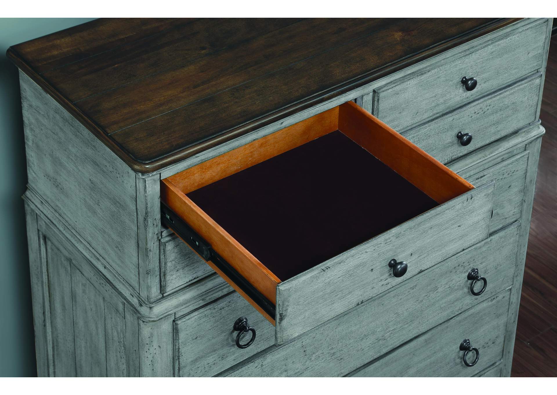 Plymouth Drawer Chest image 7