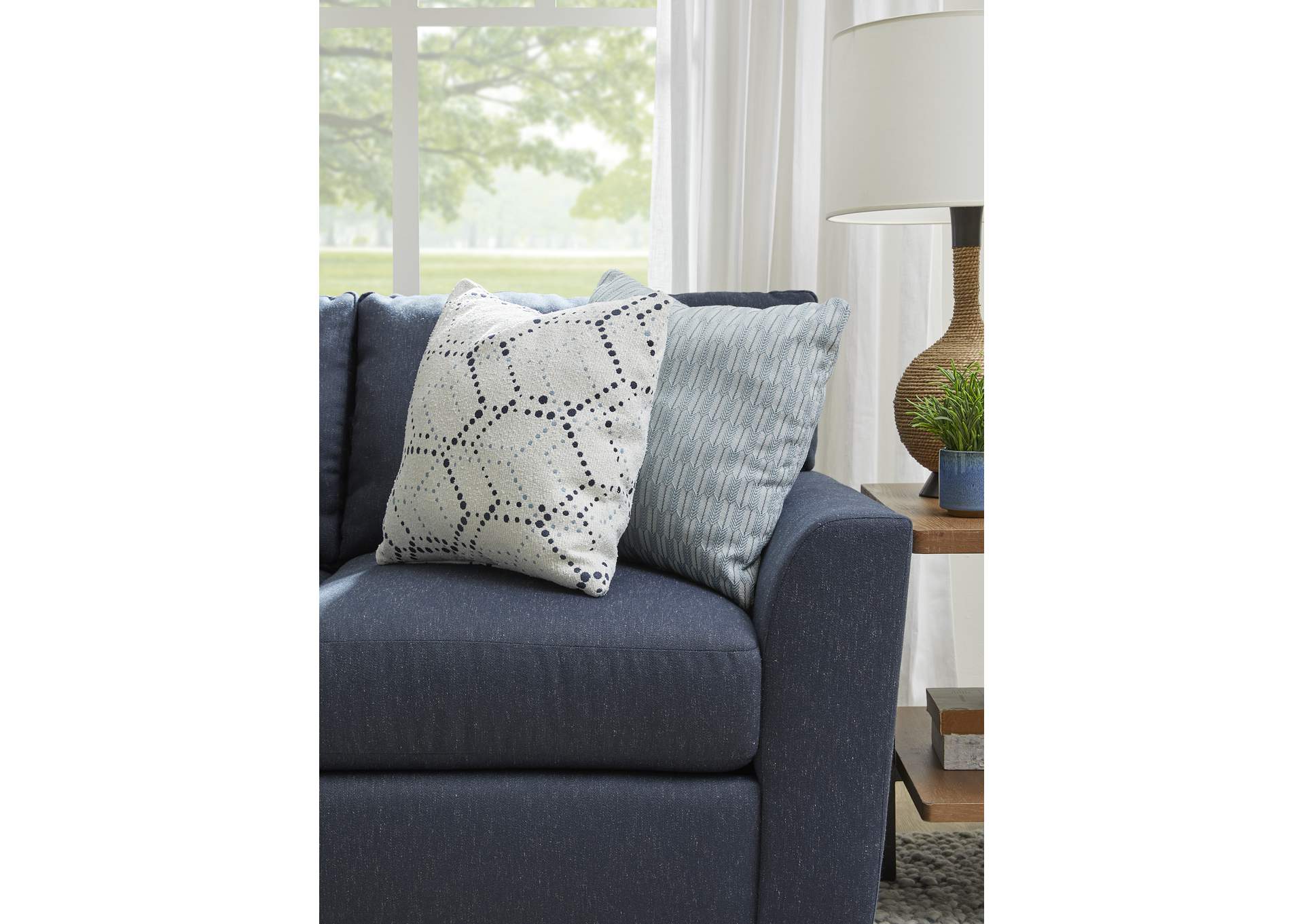 Corazon Sofa image 10