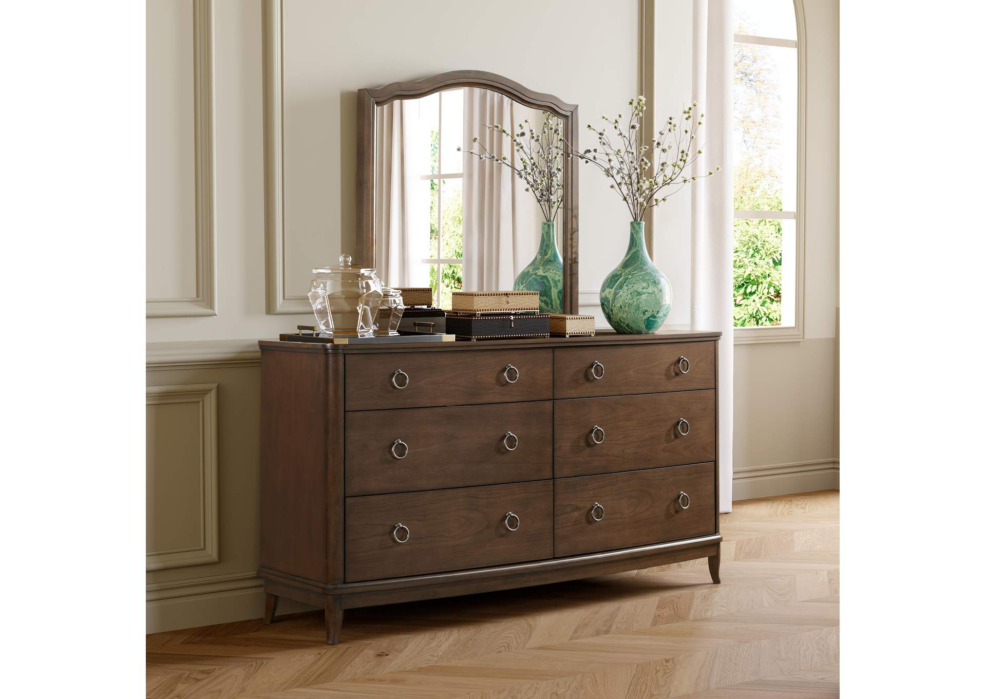 Bellevue Mirror image 6