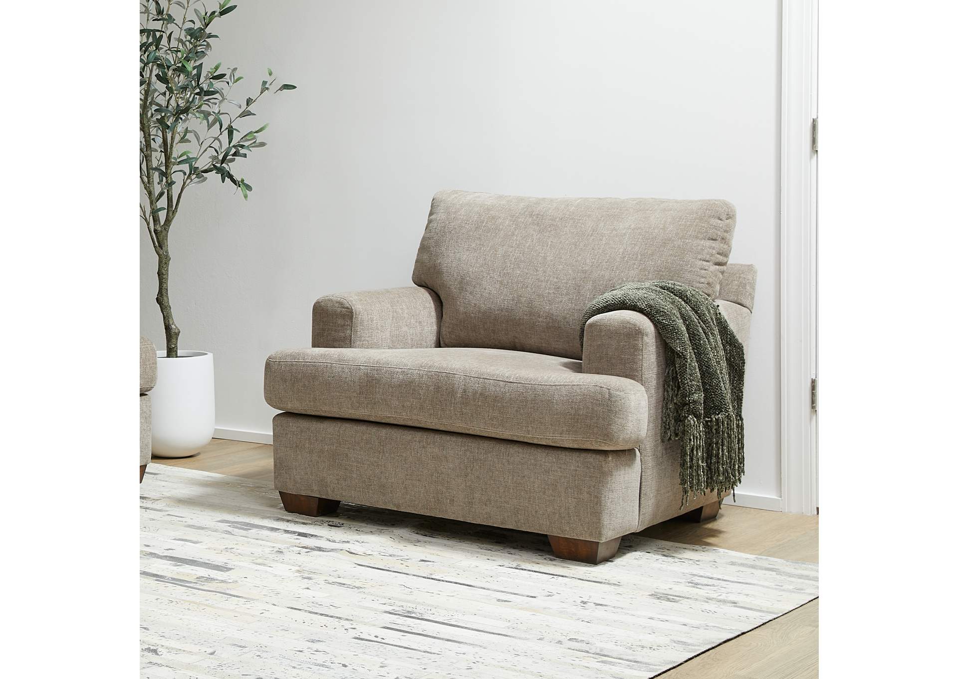 Olivia Chair image 11