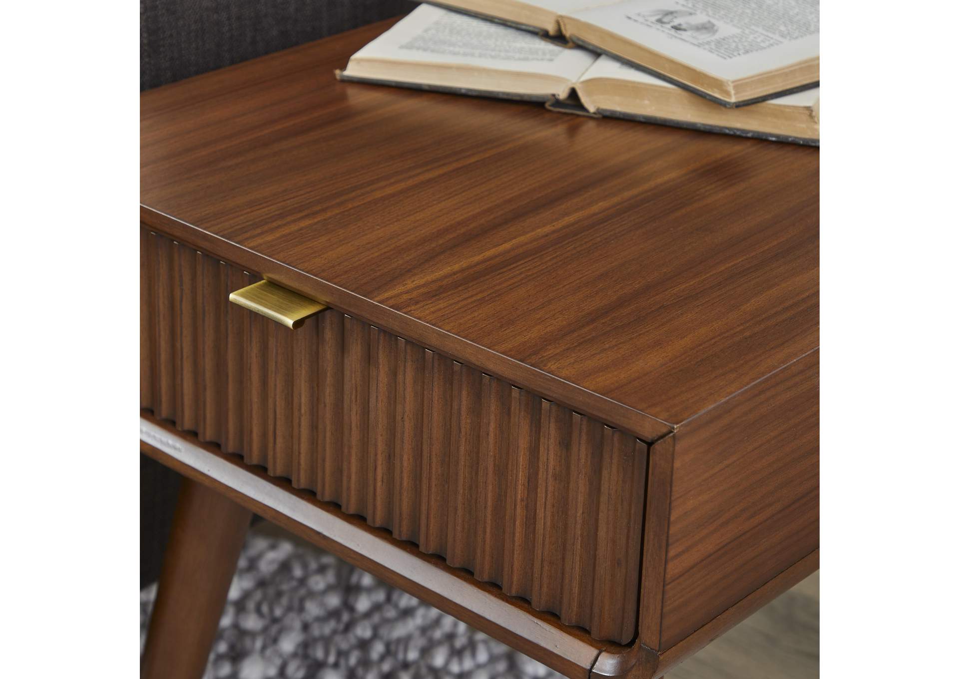 Ludwig End Table image 7