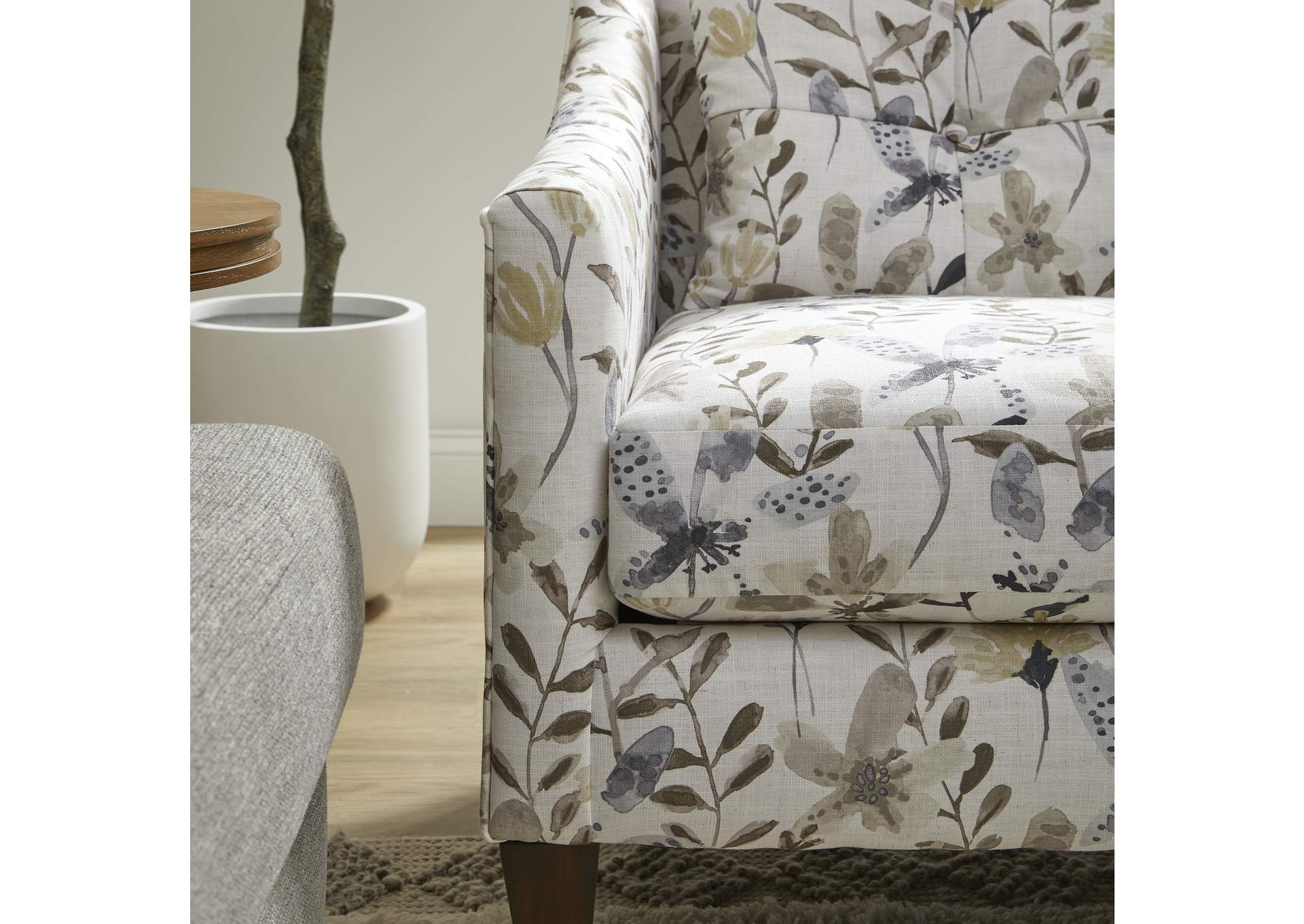 Skylar Chair image 7