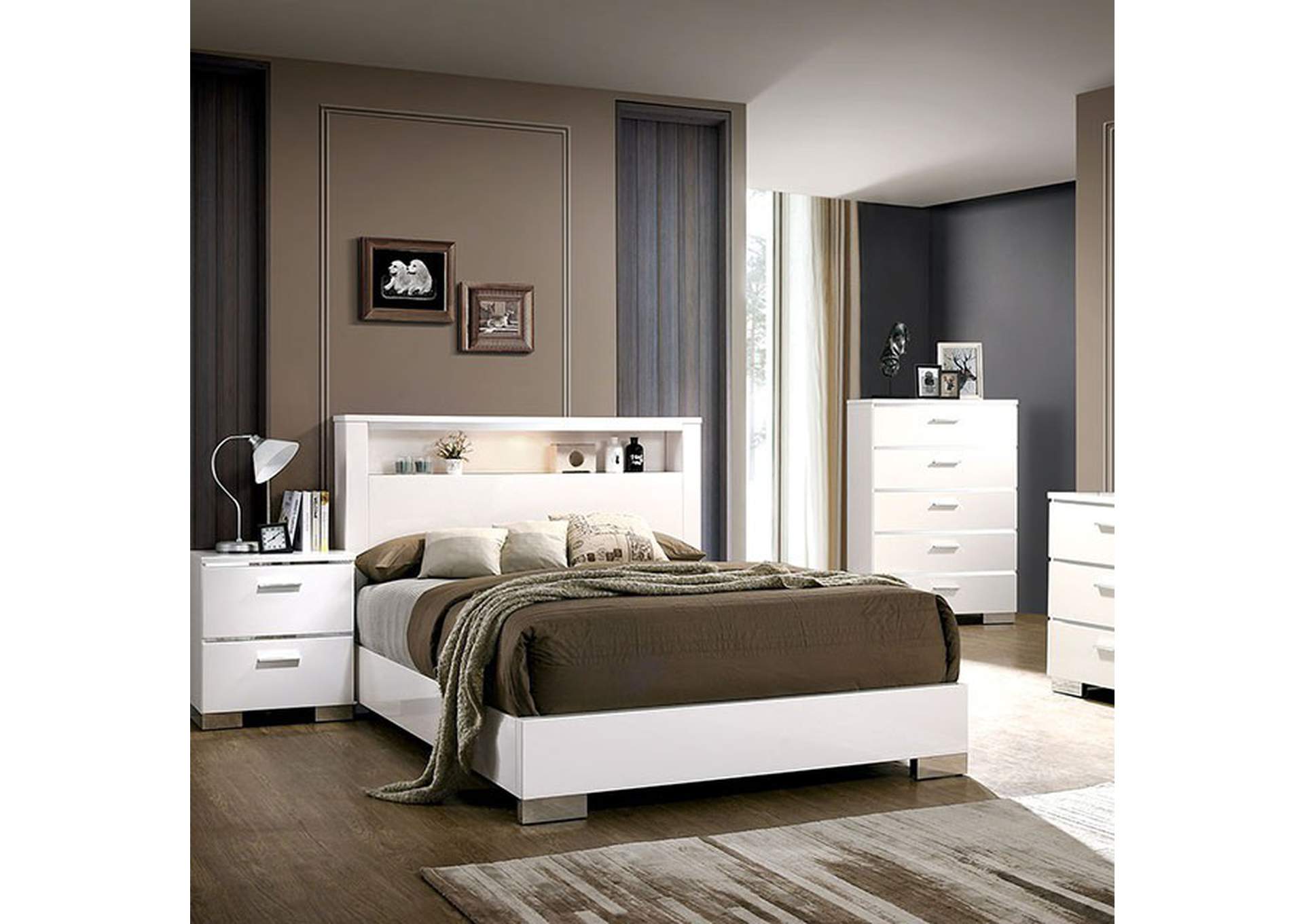 Carlie E.King Bed