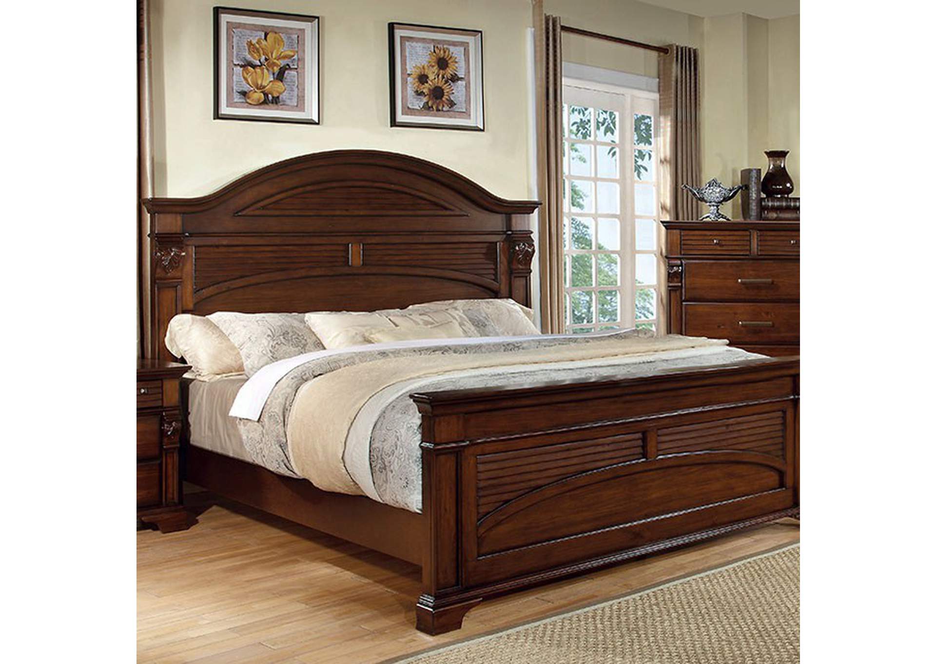 Darius Queen Bed image 1