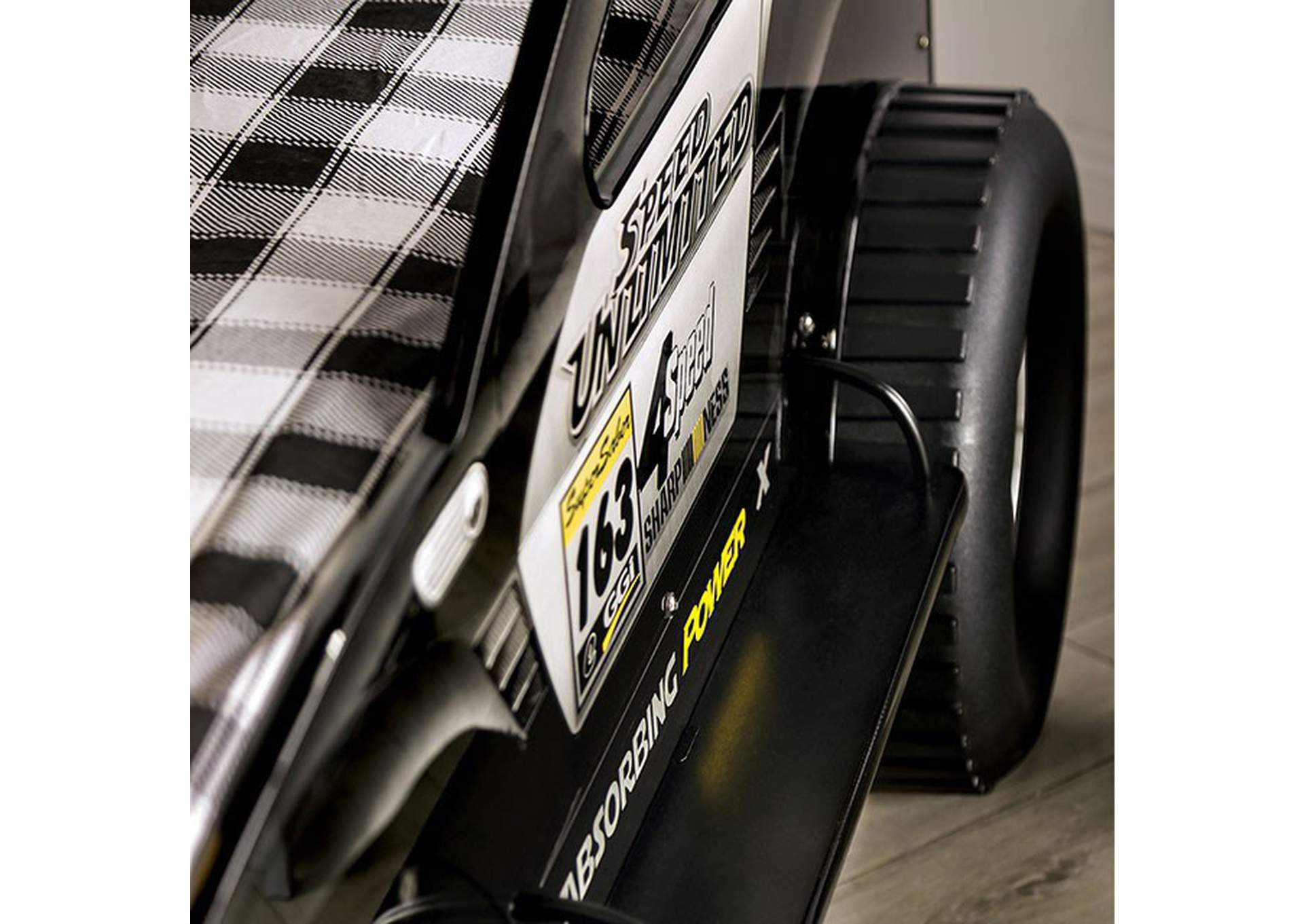 Speed Jump Twin Bed