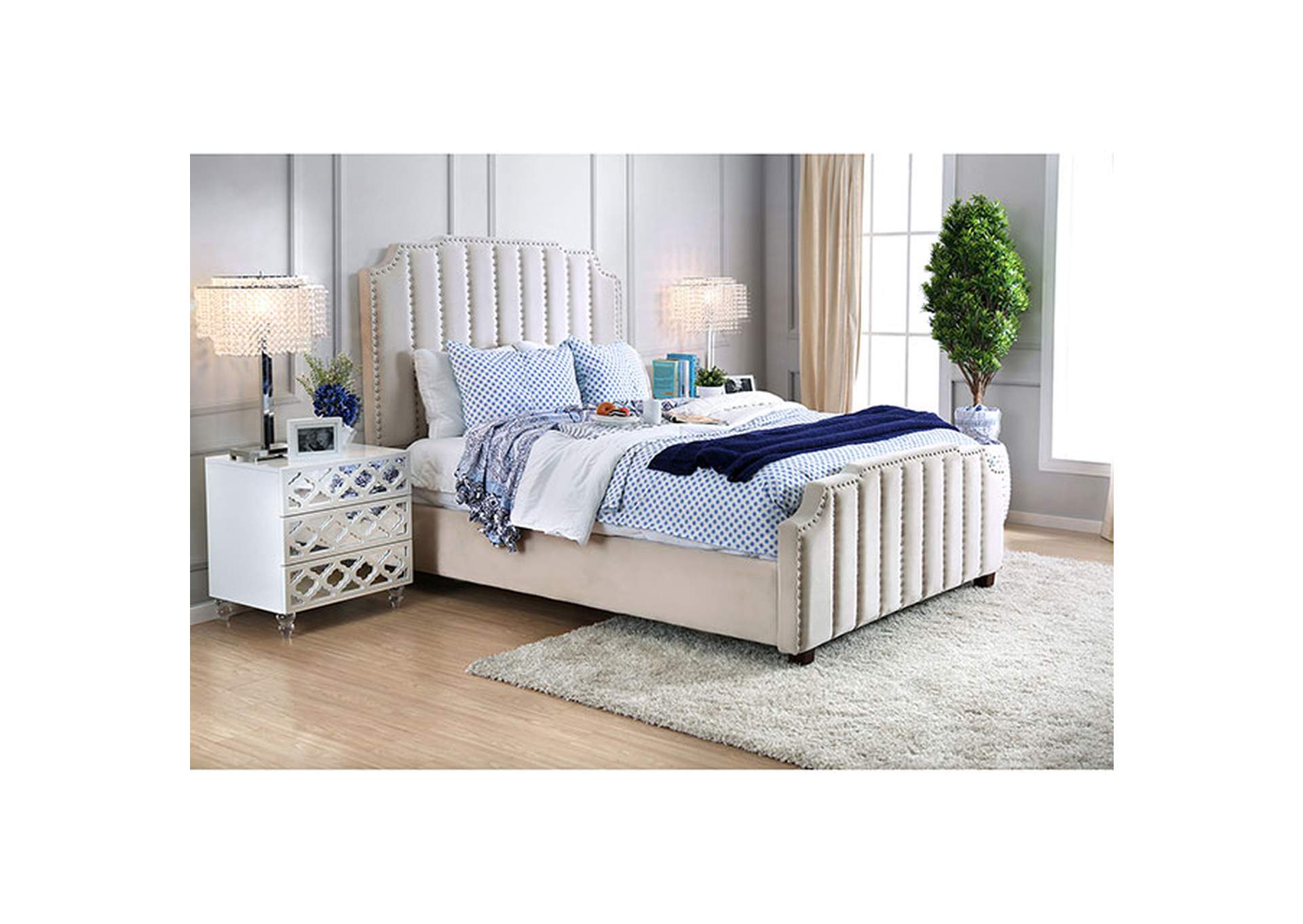 Atria Queen Bed image 3