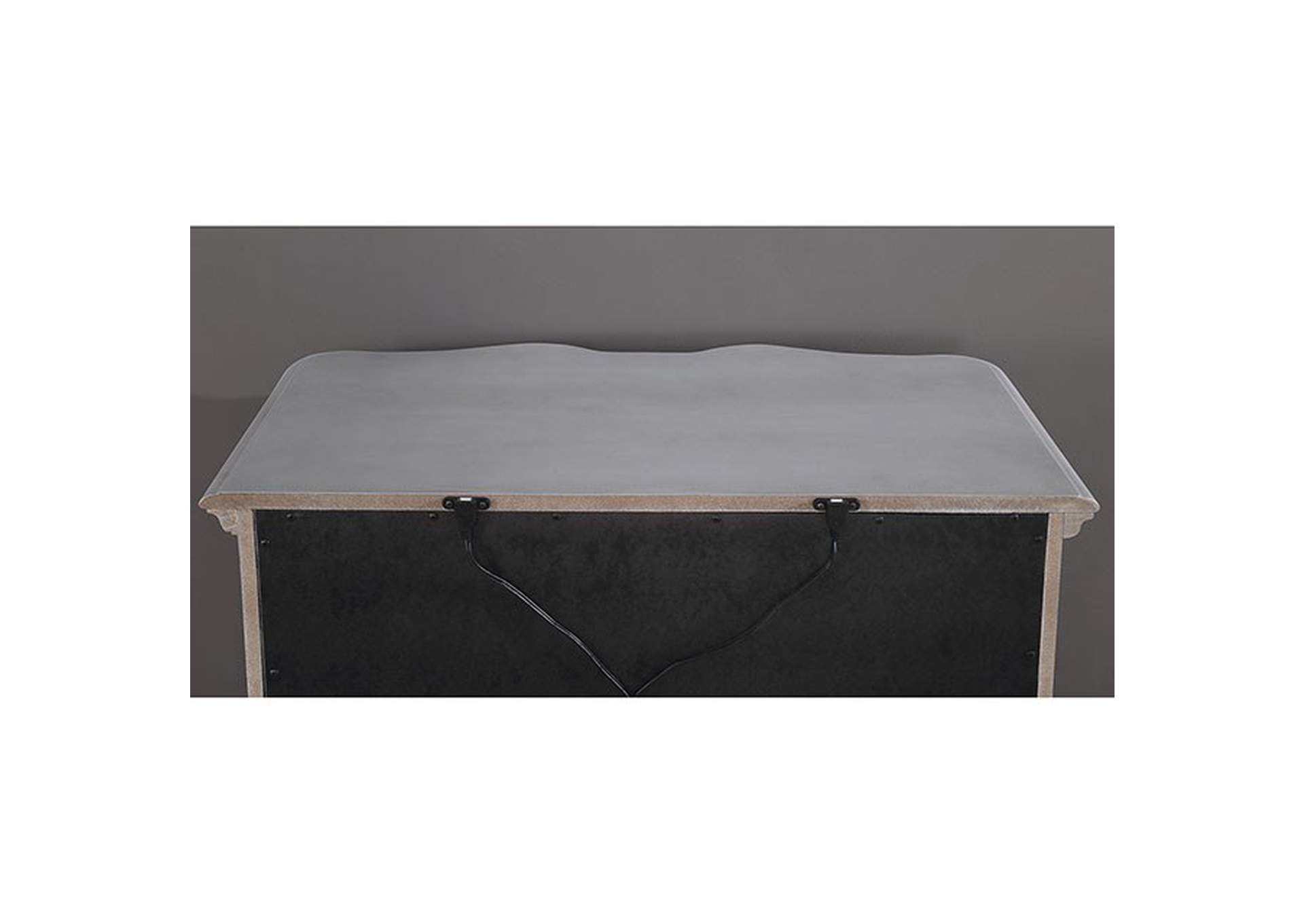 Aalok E.King Bed