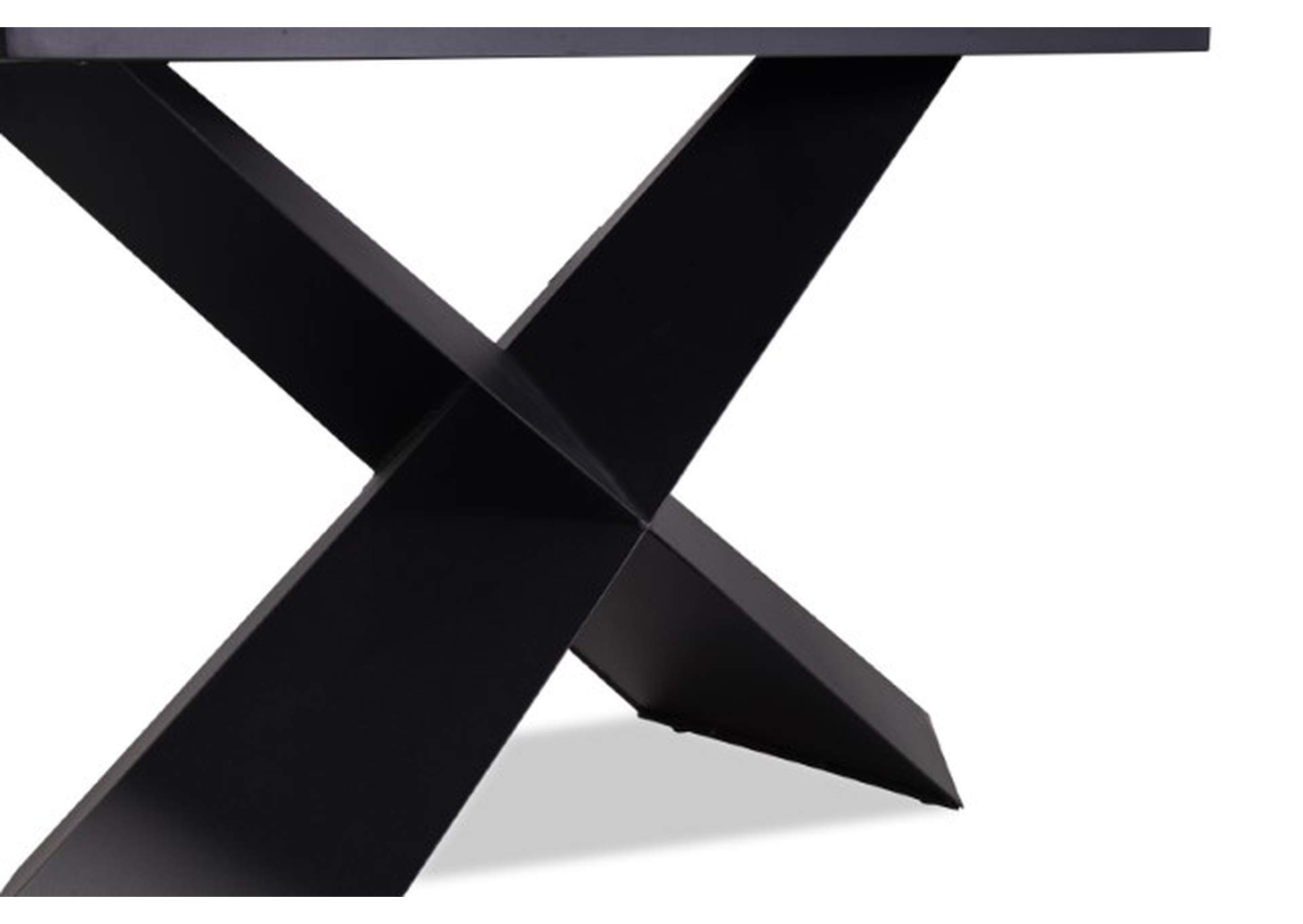 Lenvik Dining Table