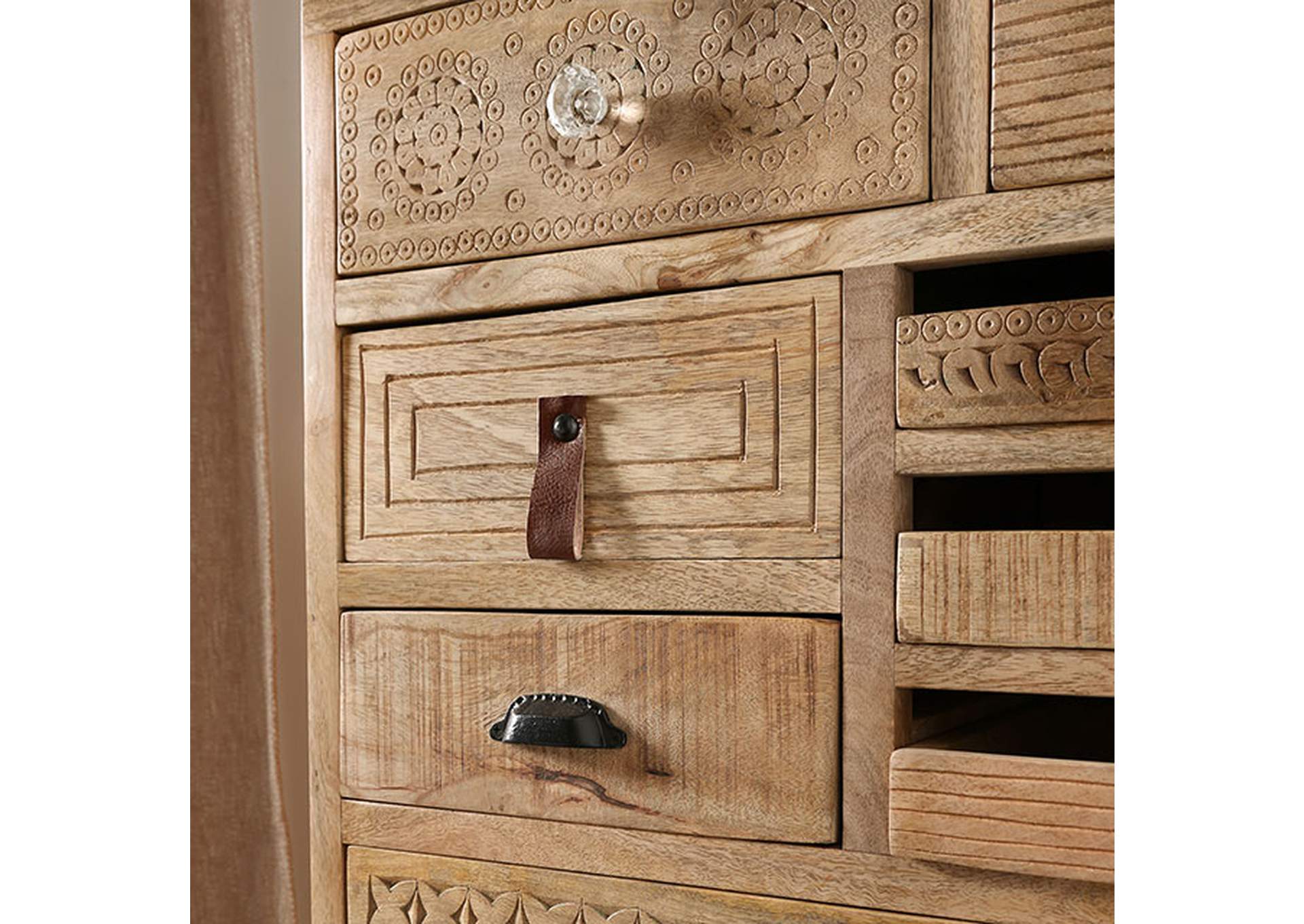 Blanchefleur Dresser
