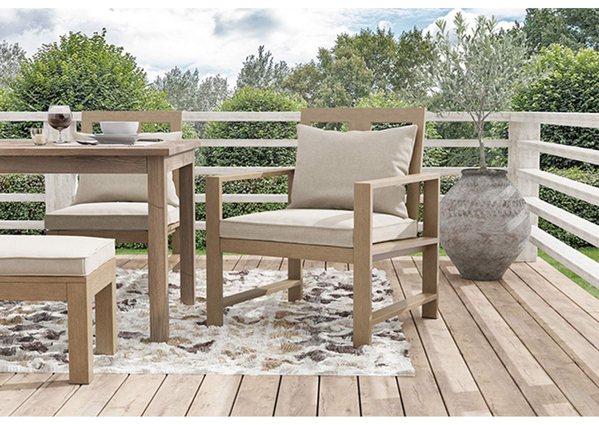 Bordeaux Arm Chair (2/CTN)