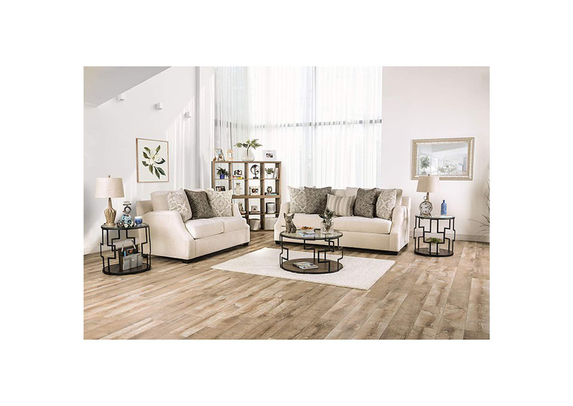 Laila Sofa