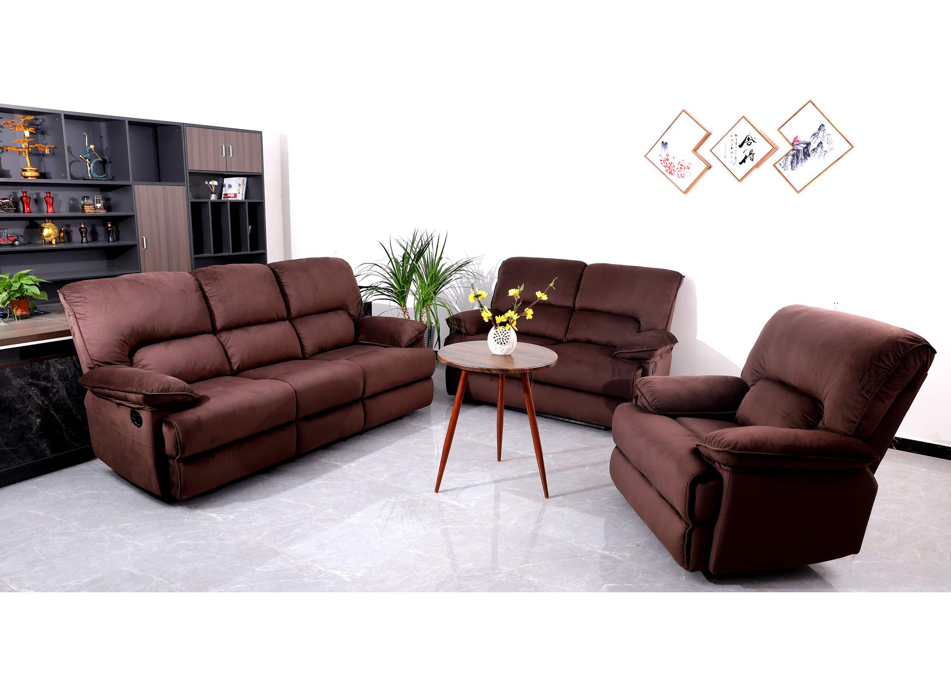 U9075 Chocolate Reclining Sofa image 1