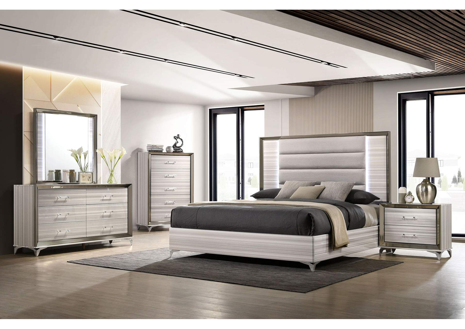 ZAMBRANO WHITE QUEEN BED GROUP image 1
