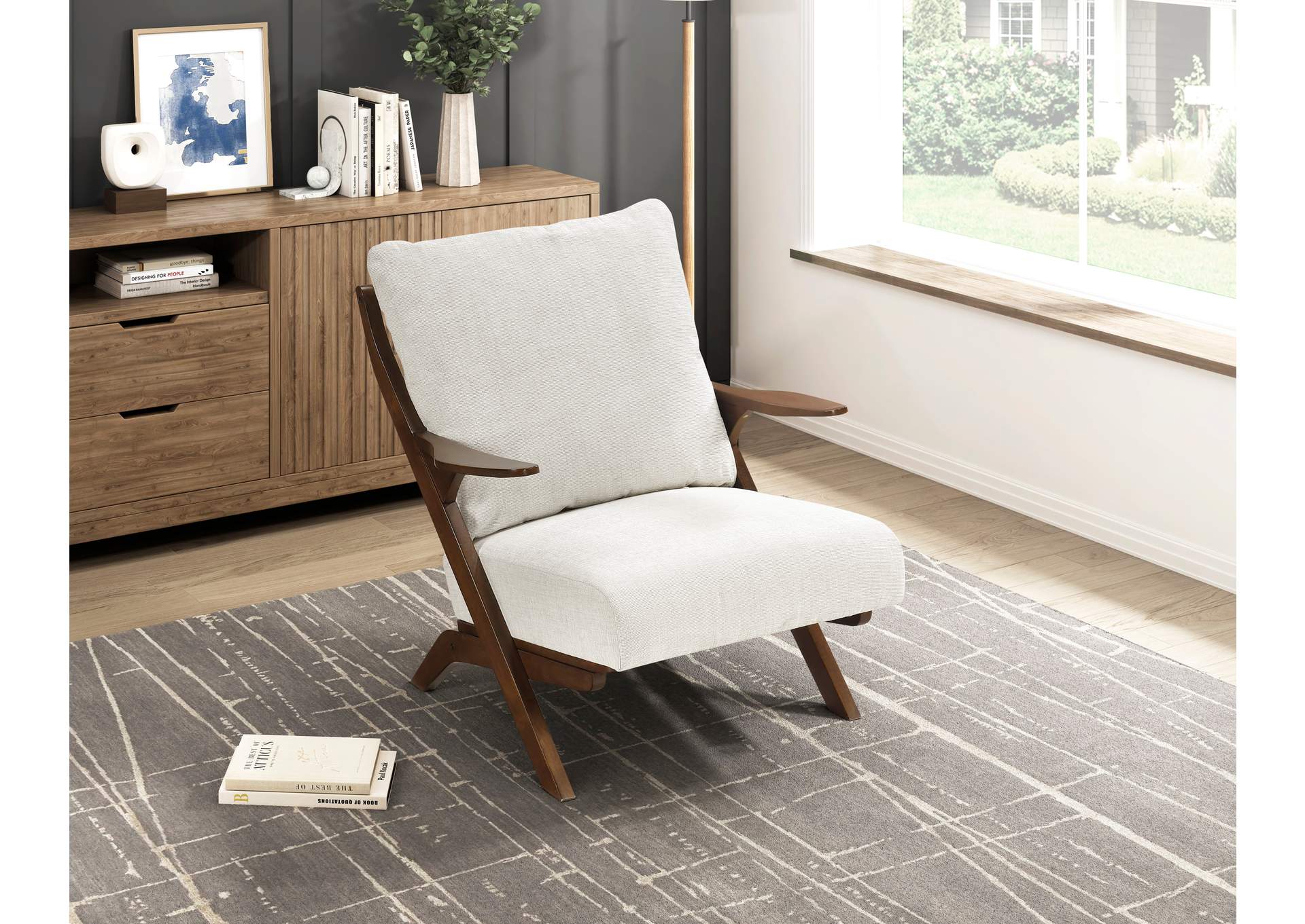 Accent Chair image 5