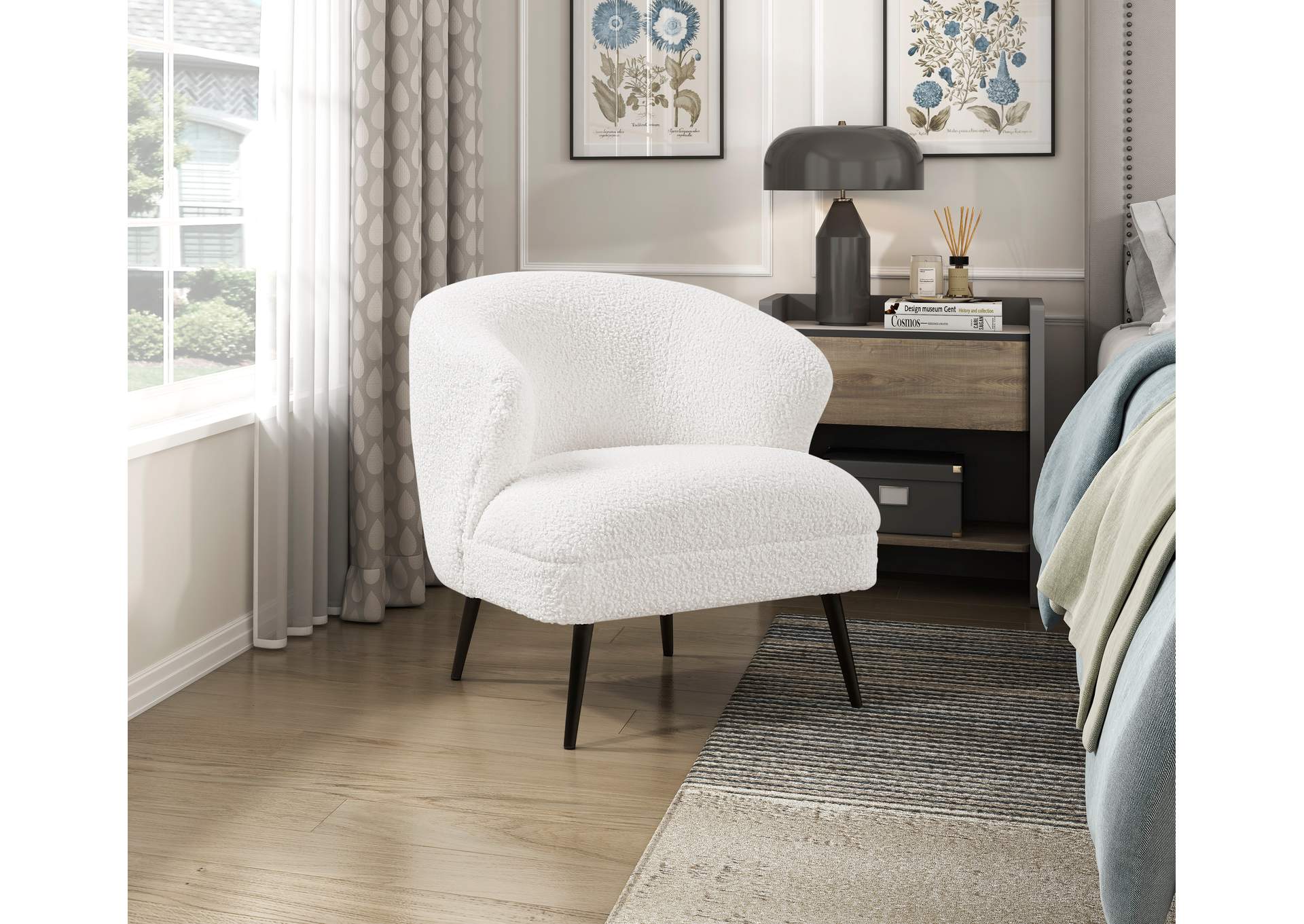 Accent Chair image 1