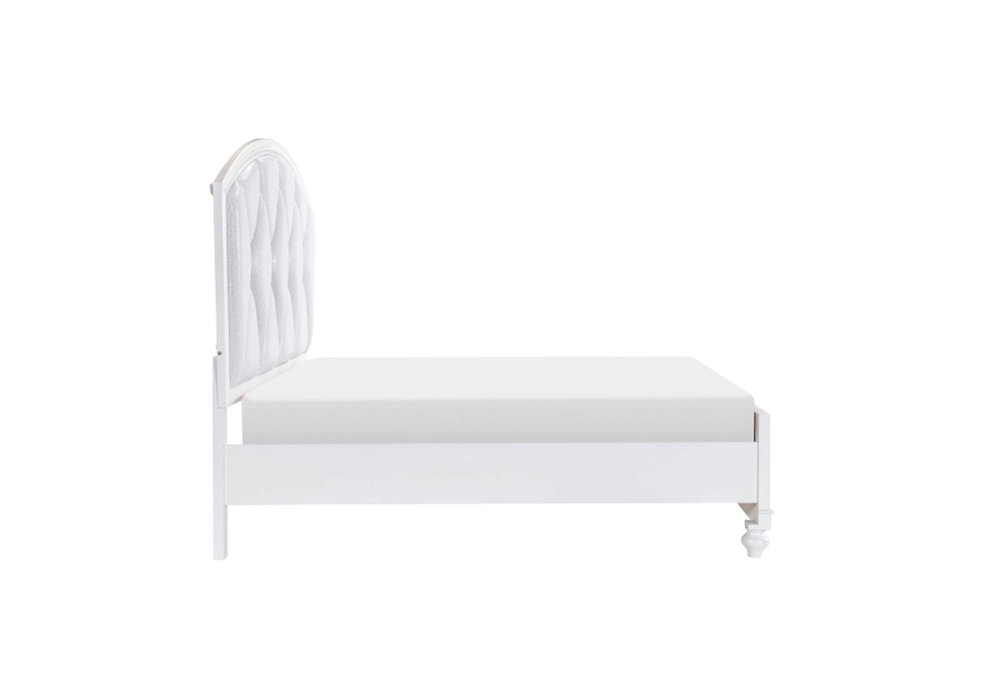 Aria Eastern King Platform Bed with Footboard Storage image 3