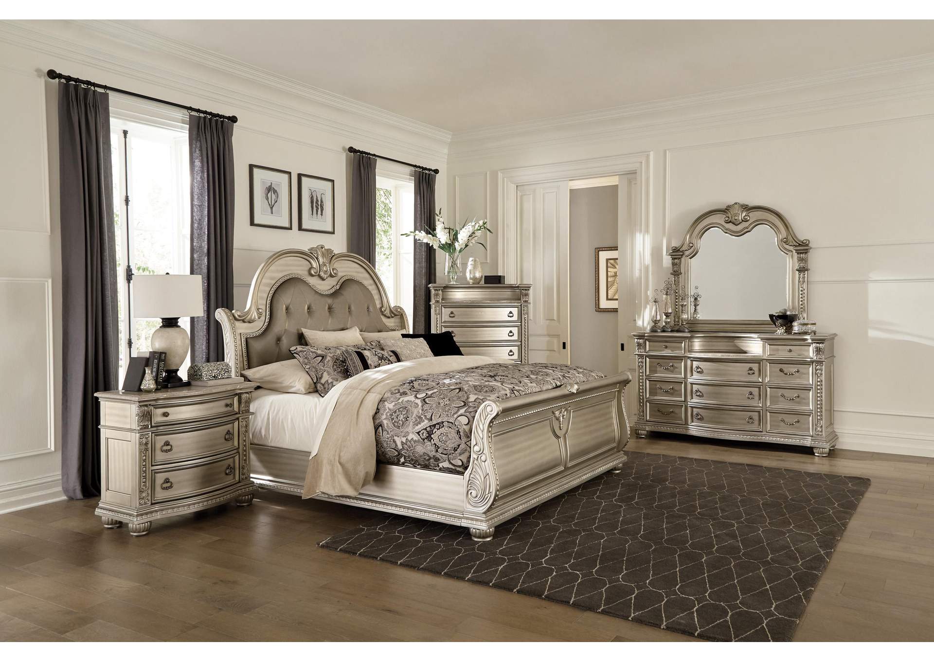 Cavalier Queen Bed image 3