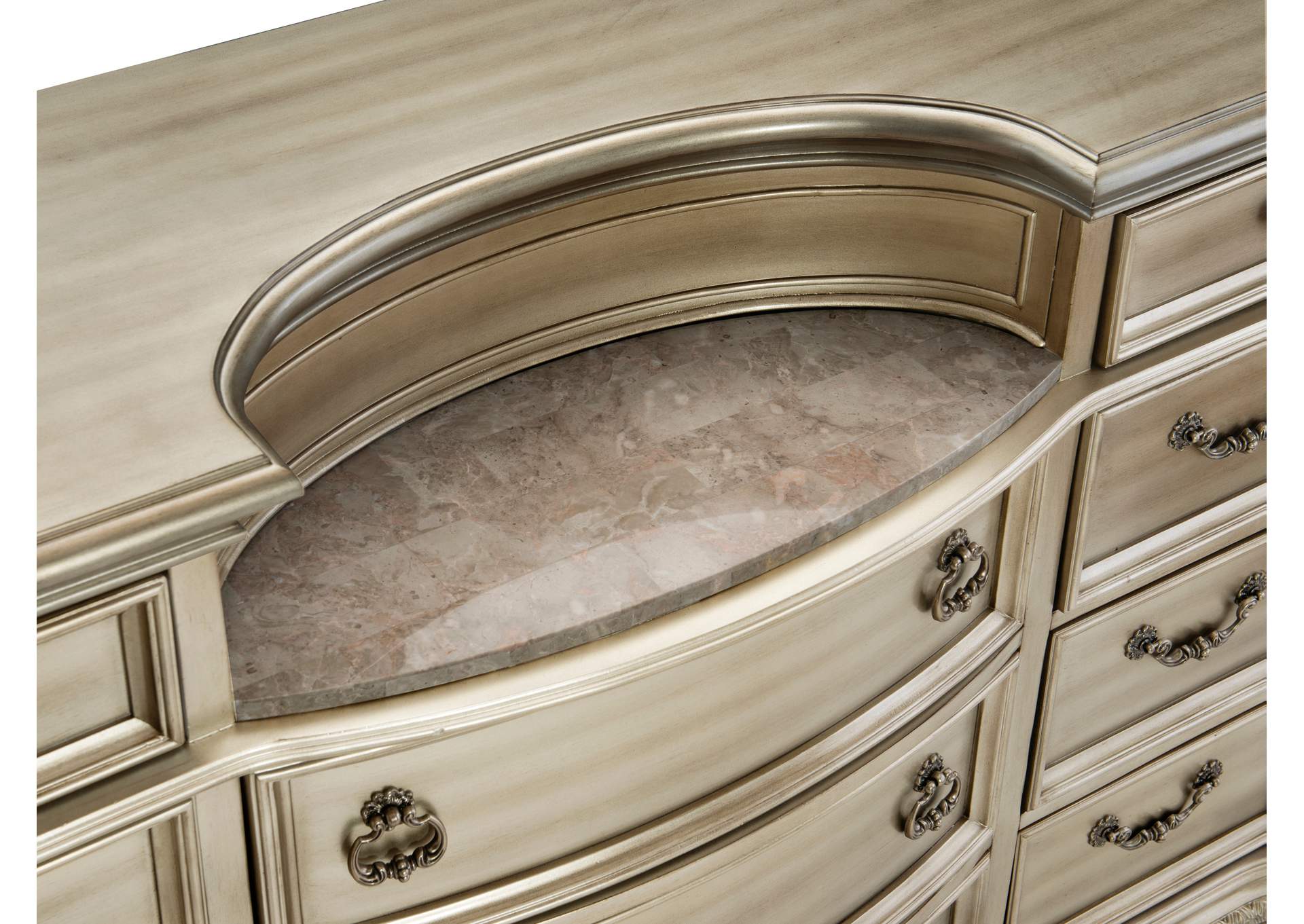 Cavalier Dresser image 5