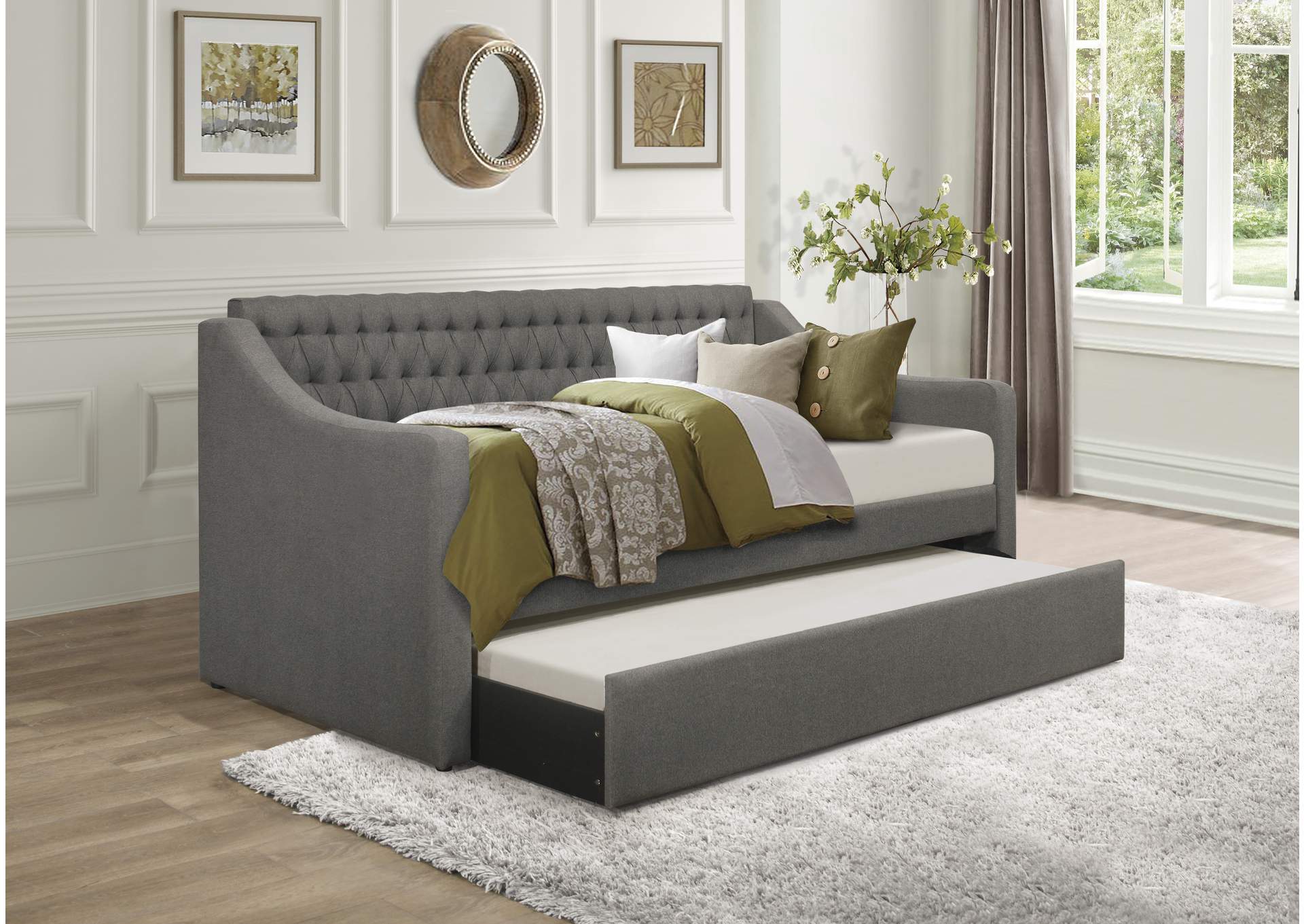 LaBelle Daybed with Trundle image 5