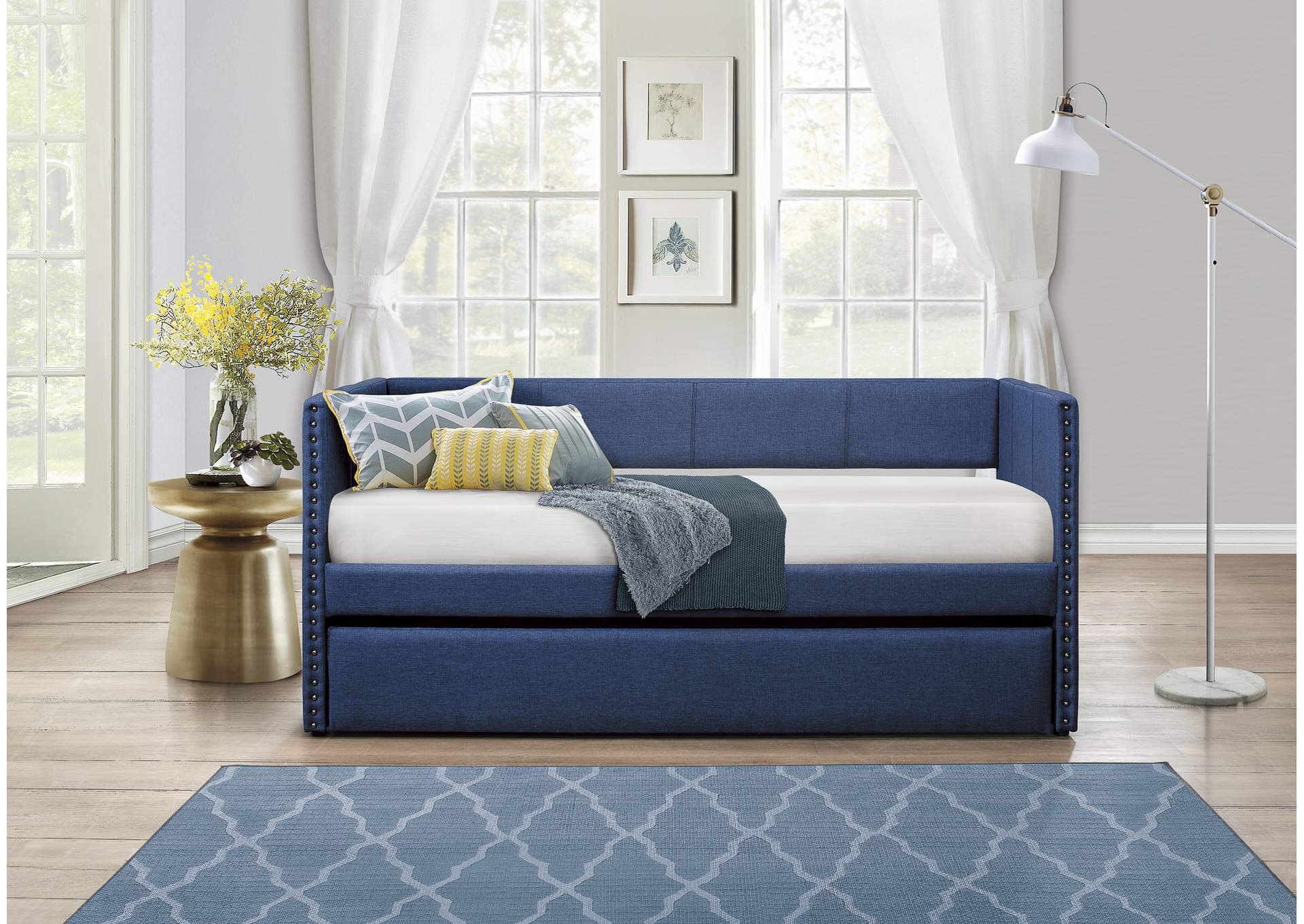 Therese Daybed with Trundle image 13