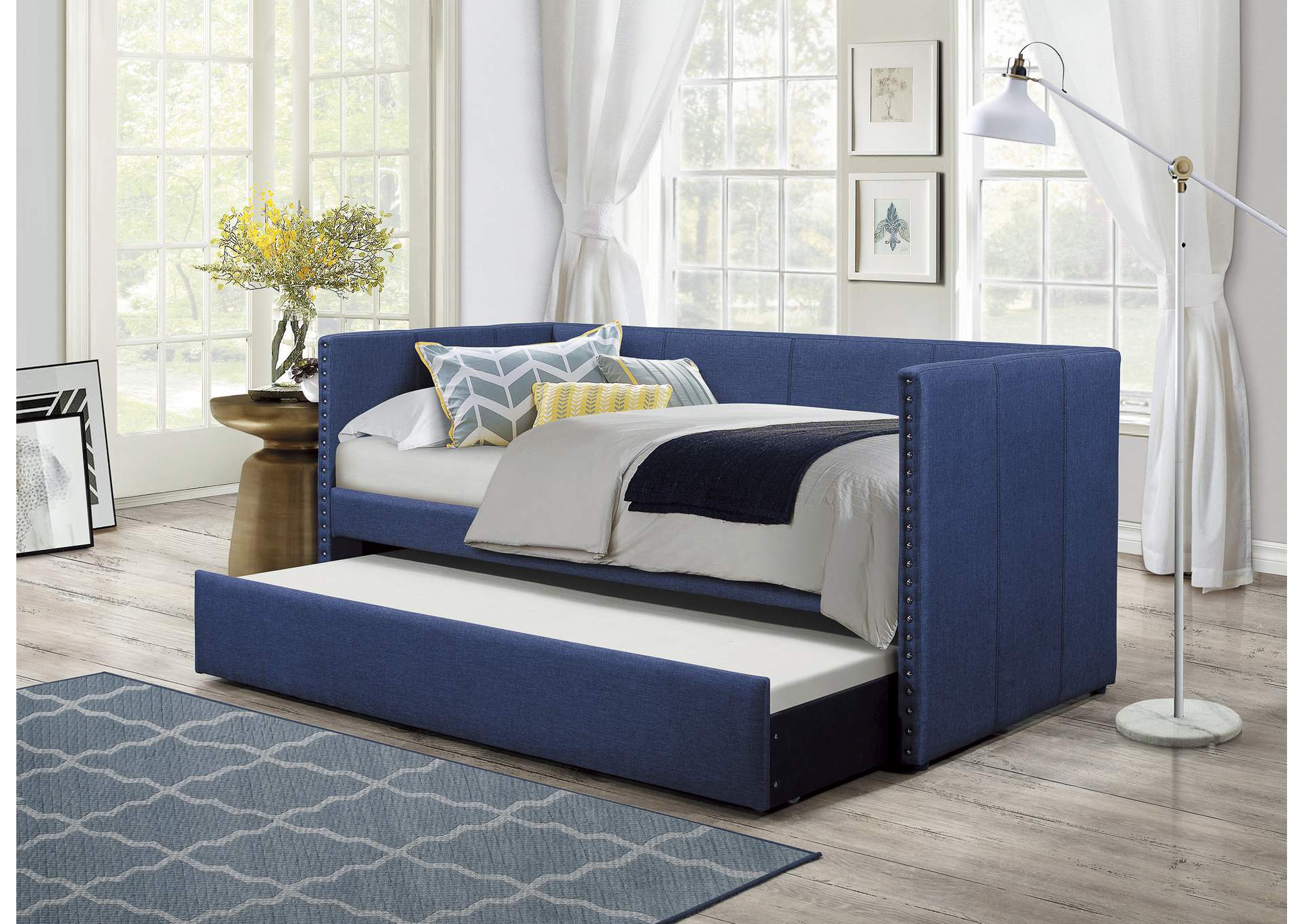 Therese Daybed with Trundle image 14