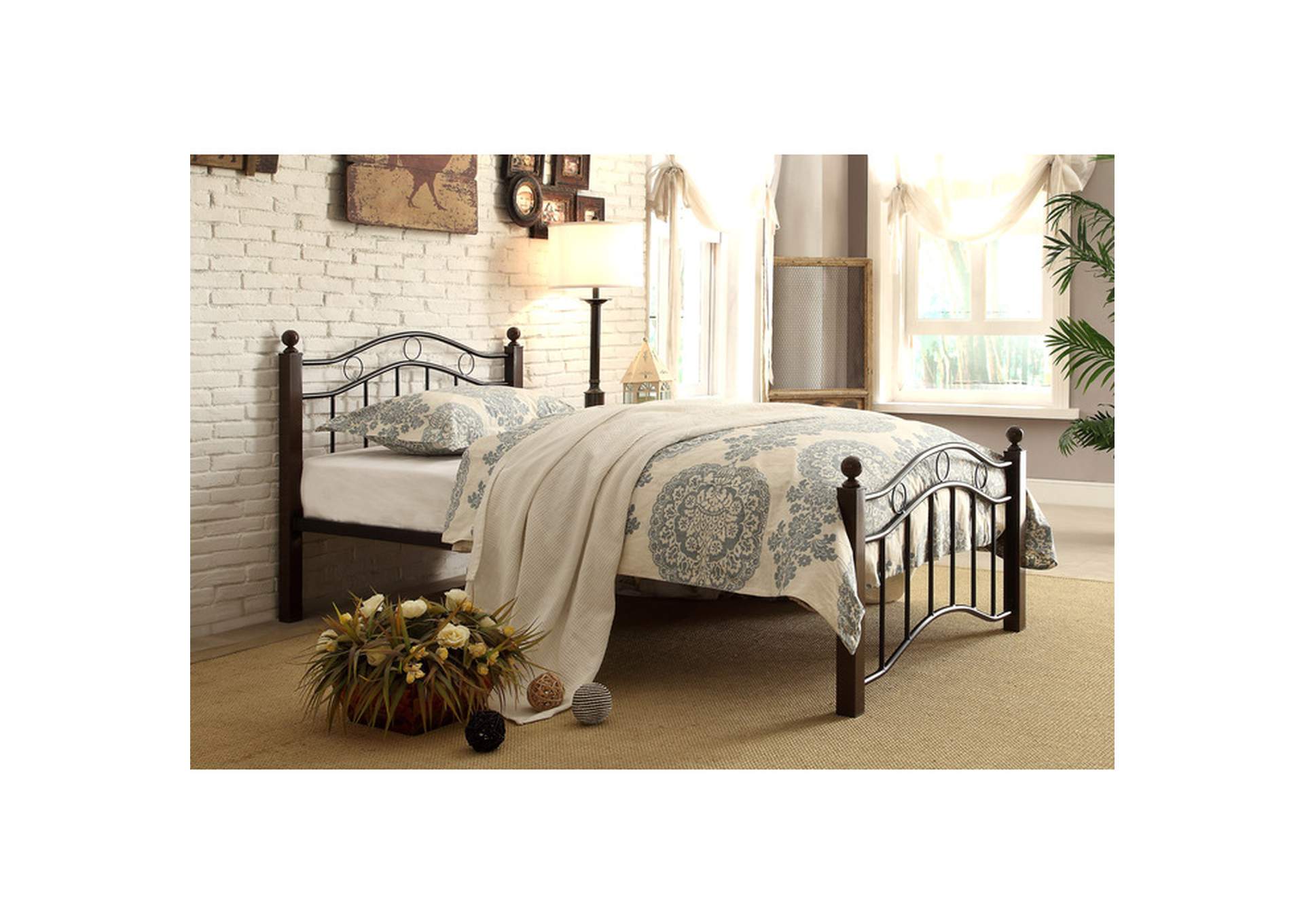 Averny Twin Platform Bed image 5