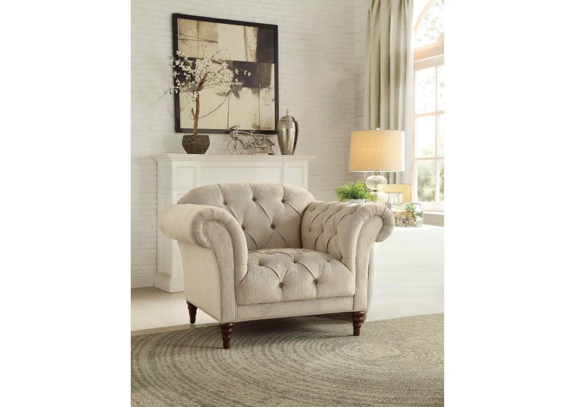 Claire Chair image 3