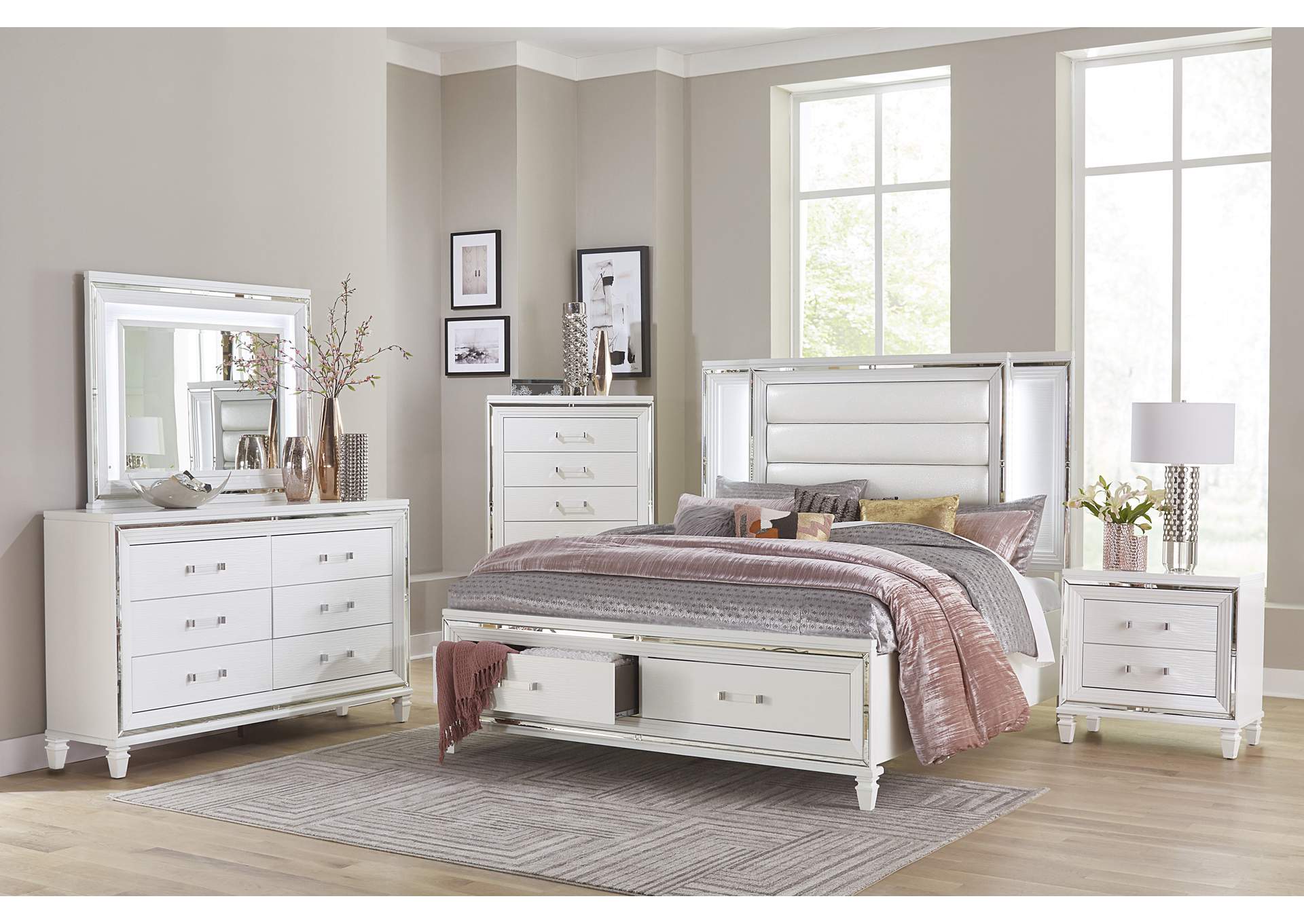 Tamsin Chest