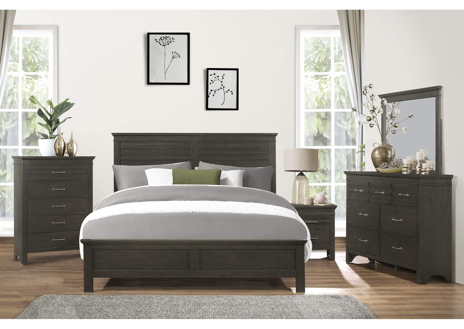 Farm Dresser image 3