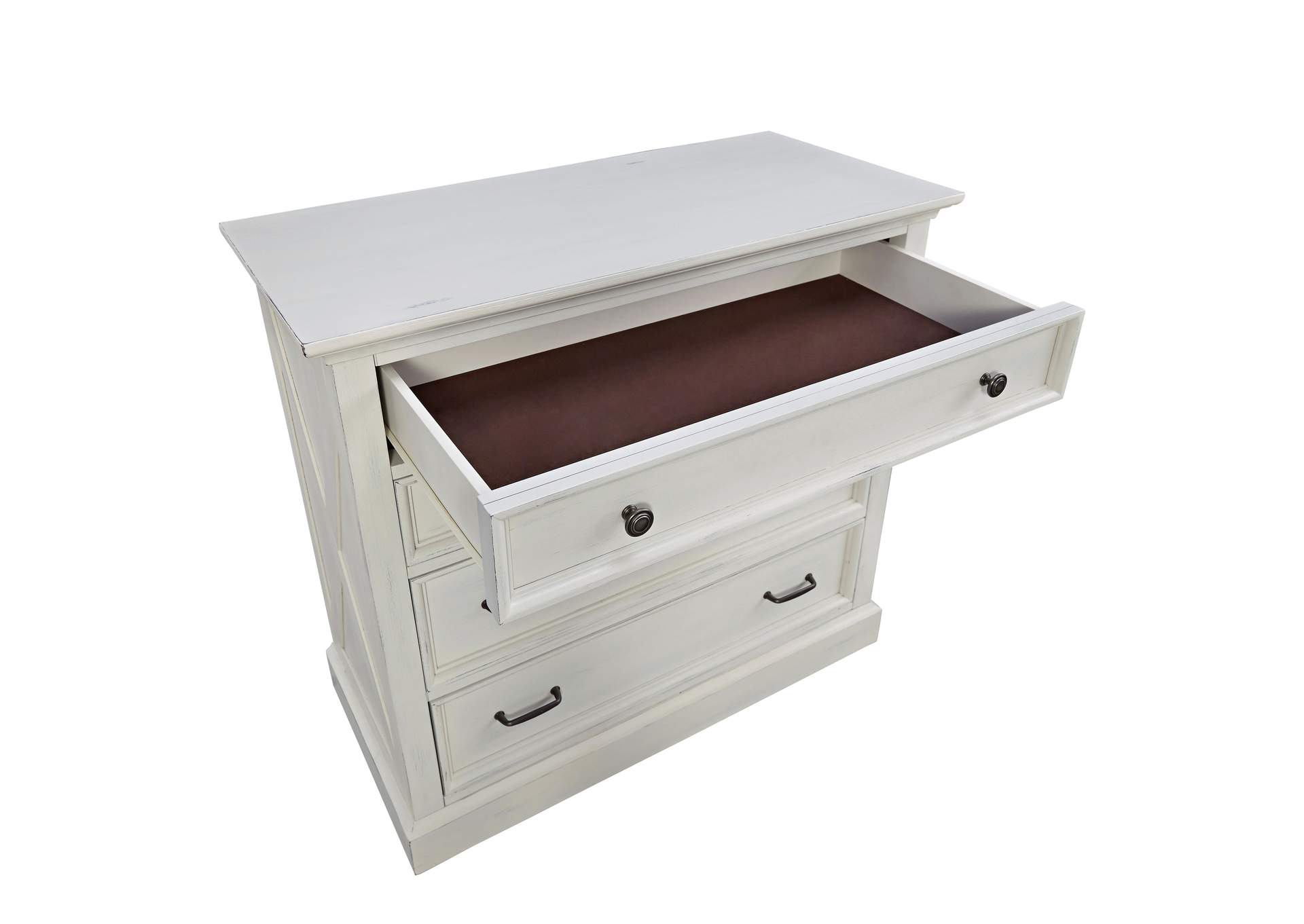 Bay Lodge Chest by Homestyles image 1
