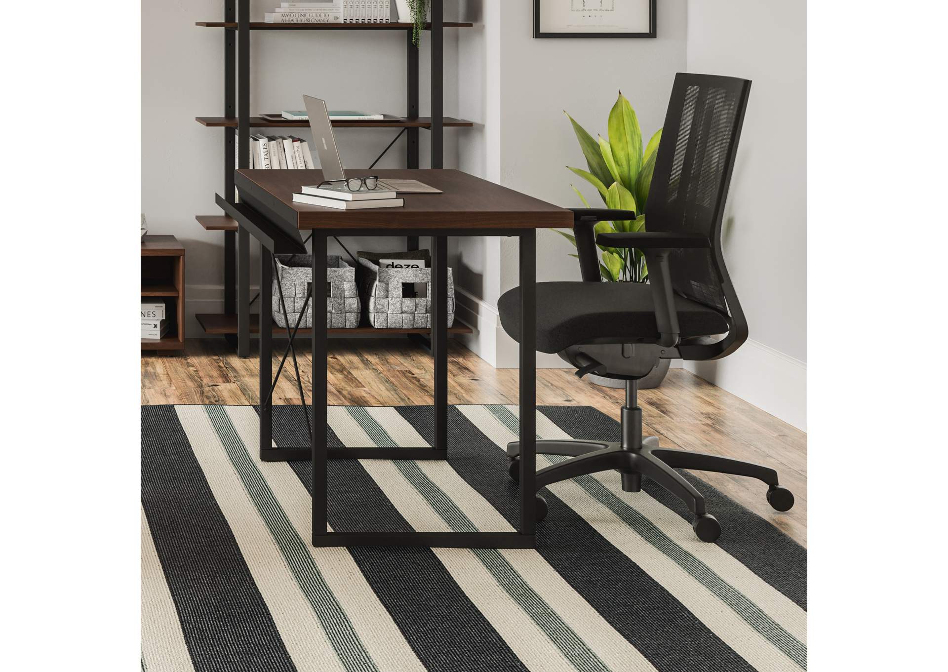Merge Desk by Homestyles