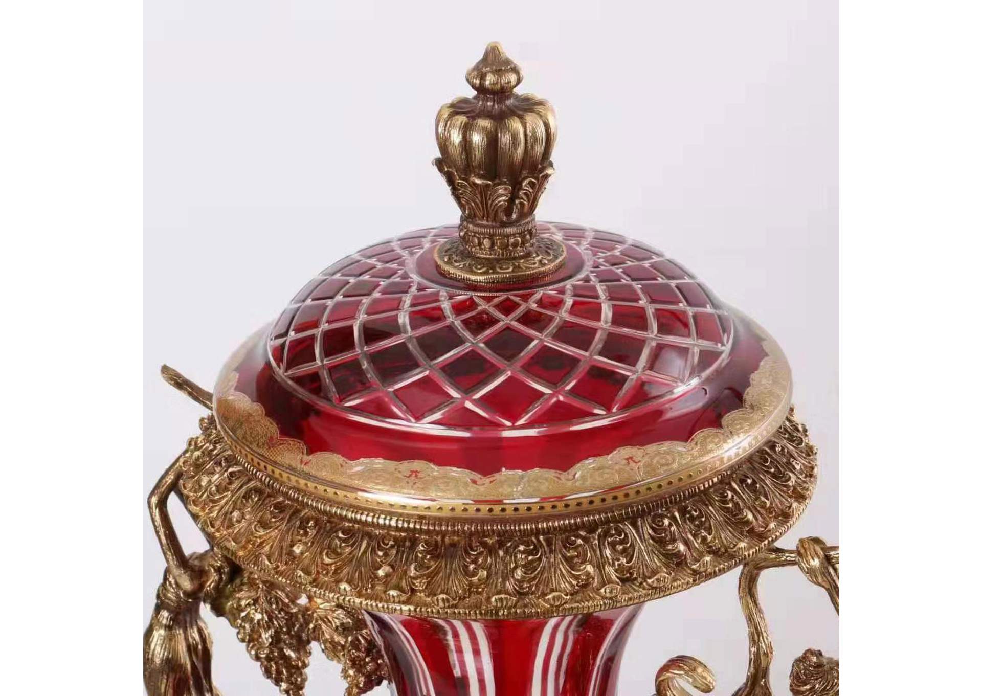 HD-180083 - Ruby Palace Vase