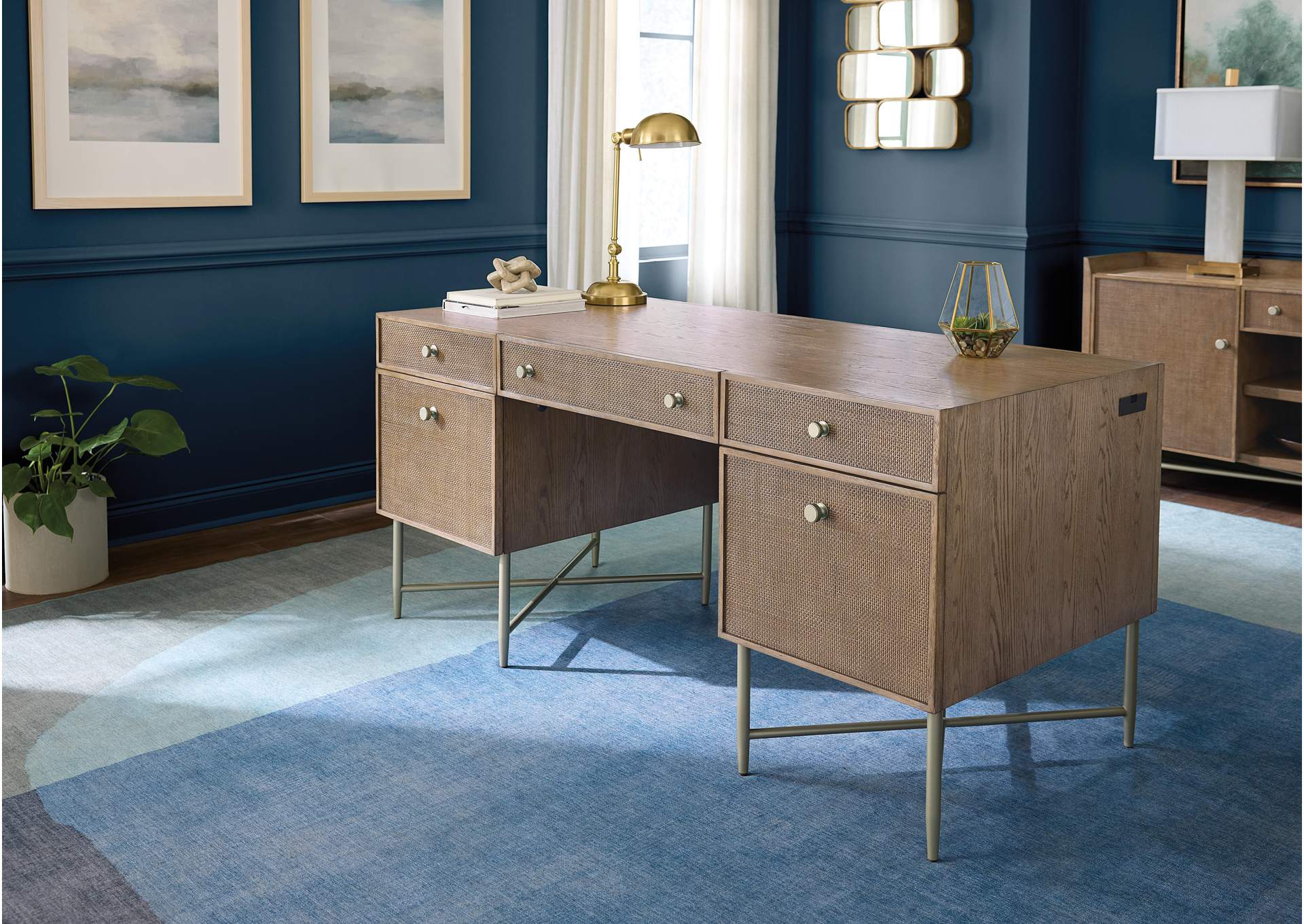 Sonnet Executive Desk image 10