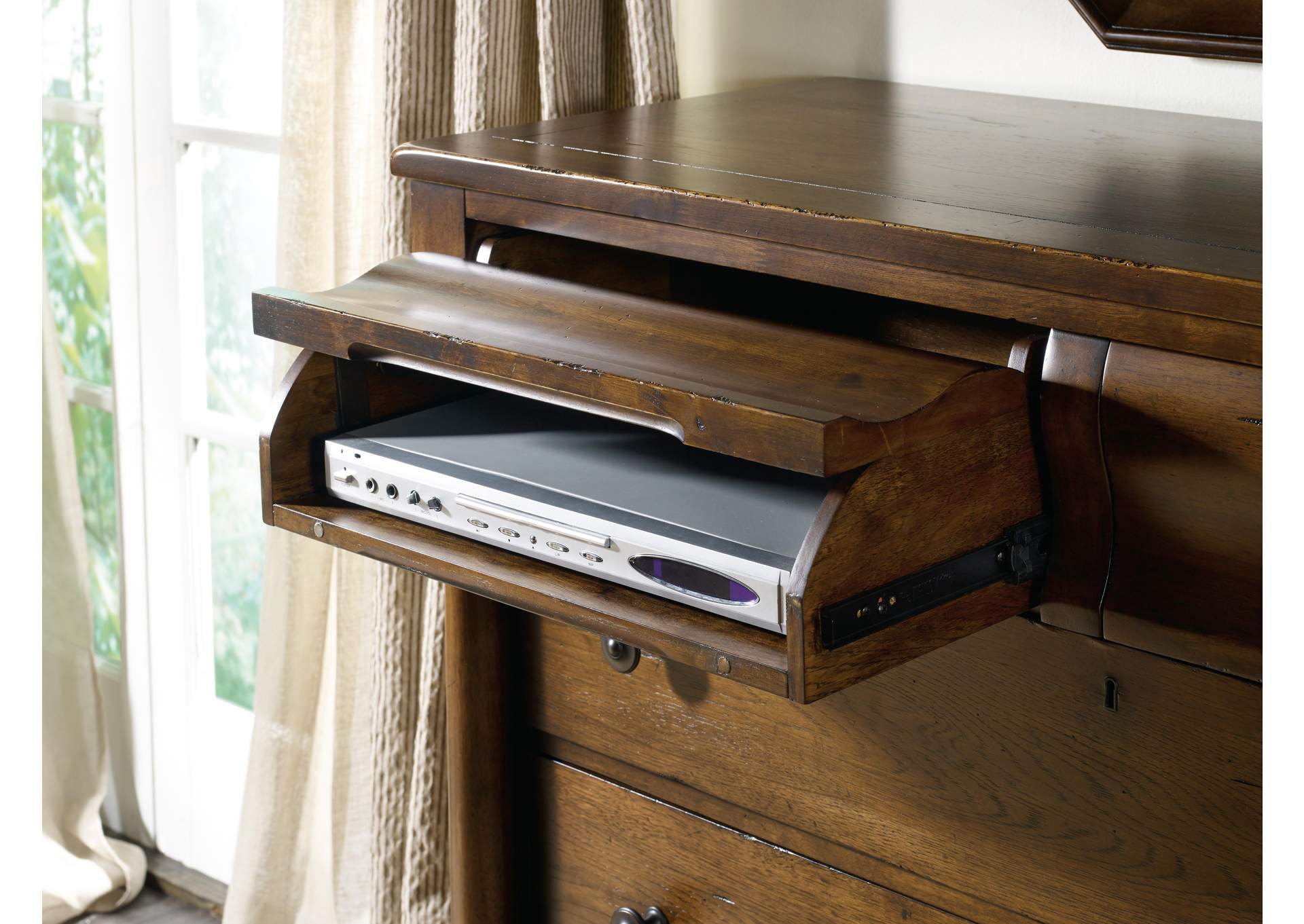 Archivist Bureau image 7