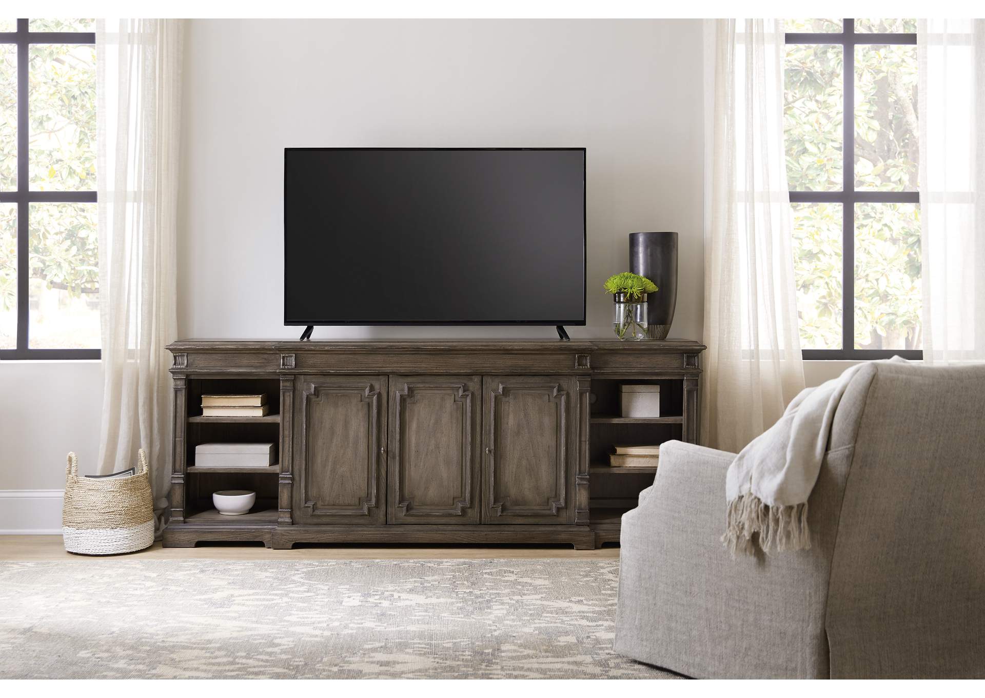 woodlands-entertainment-console