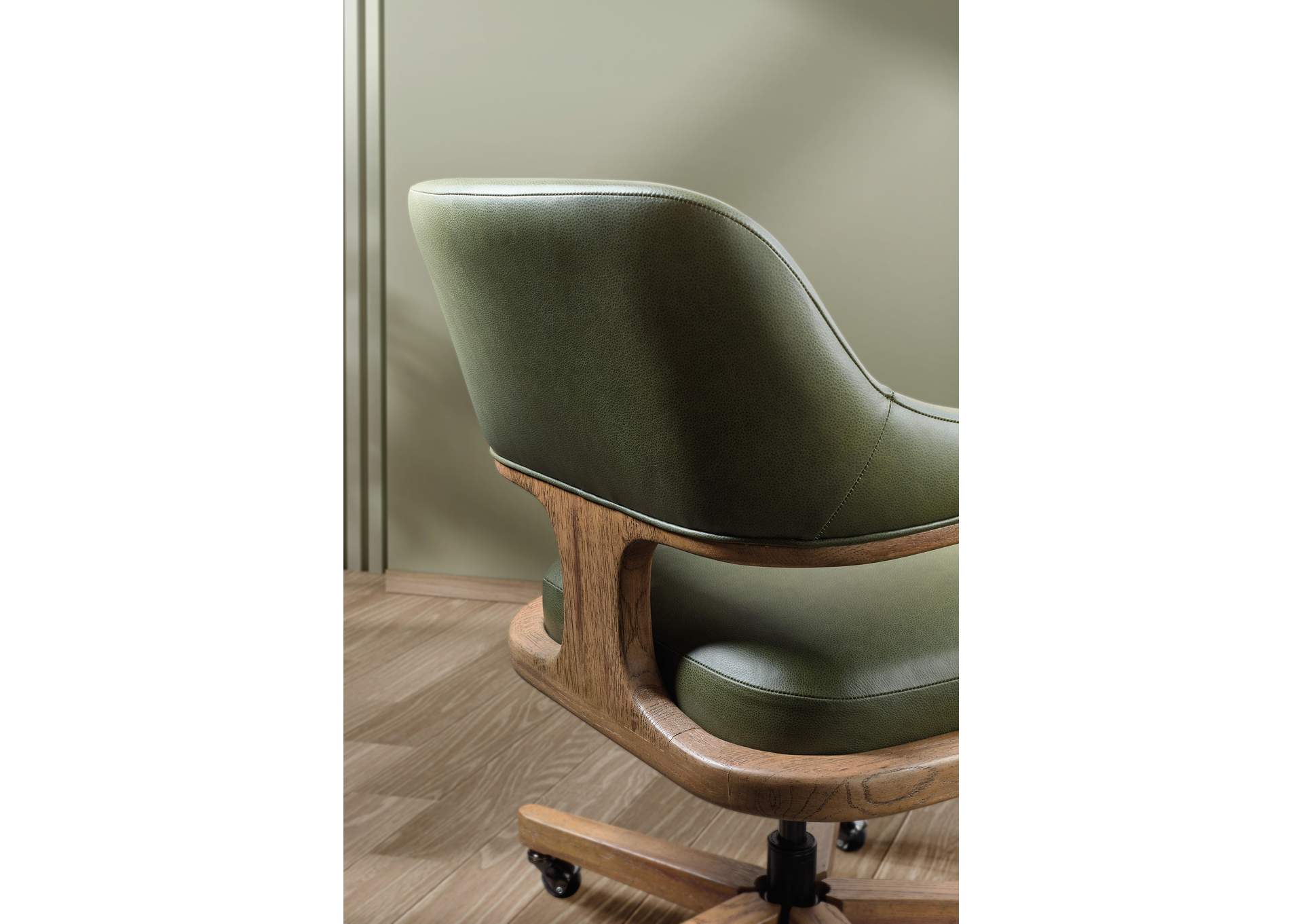 Briar Executive Swivel Tilt Chair image 7