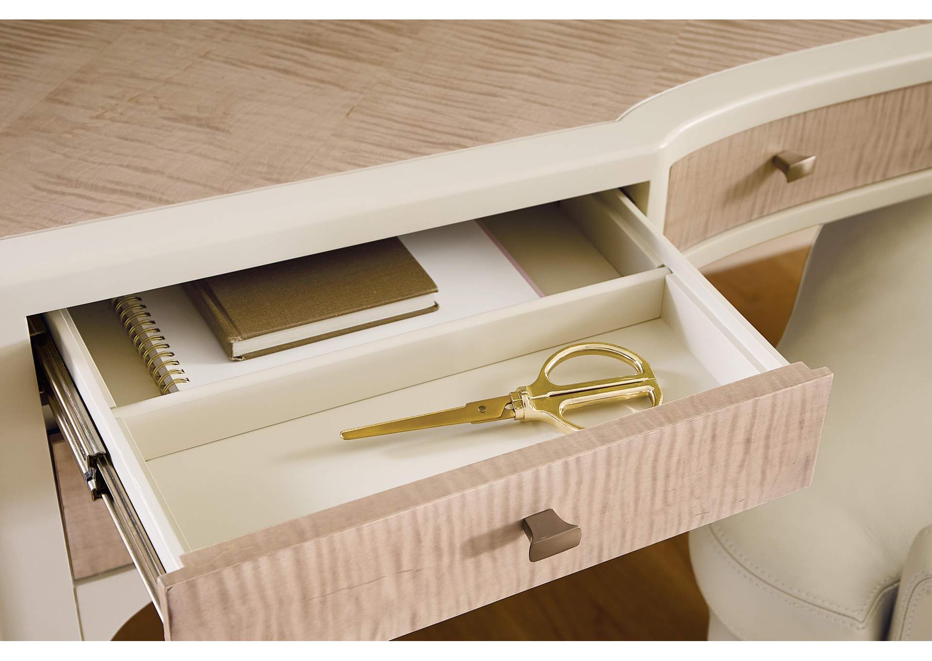 Hera Writing Desk image 8