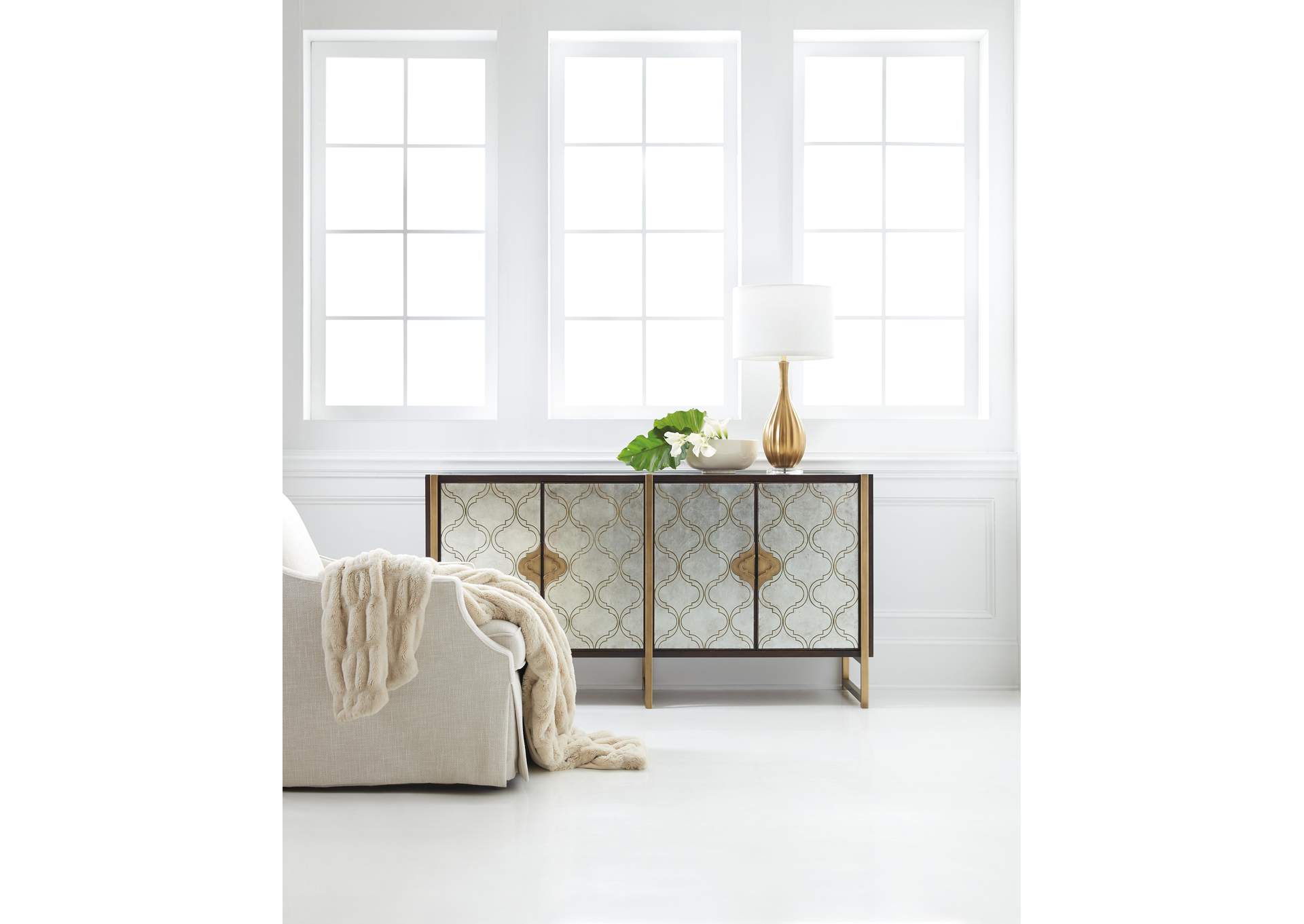 Melange Classic Credenza image 4