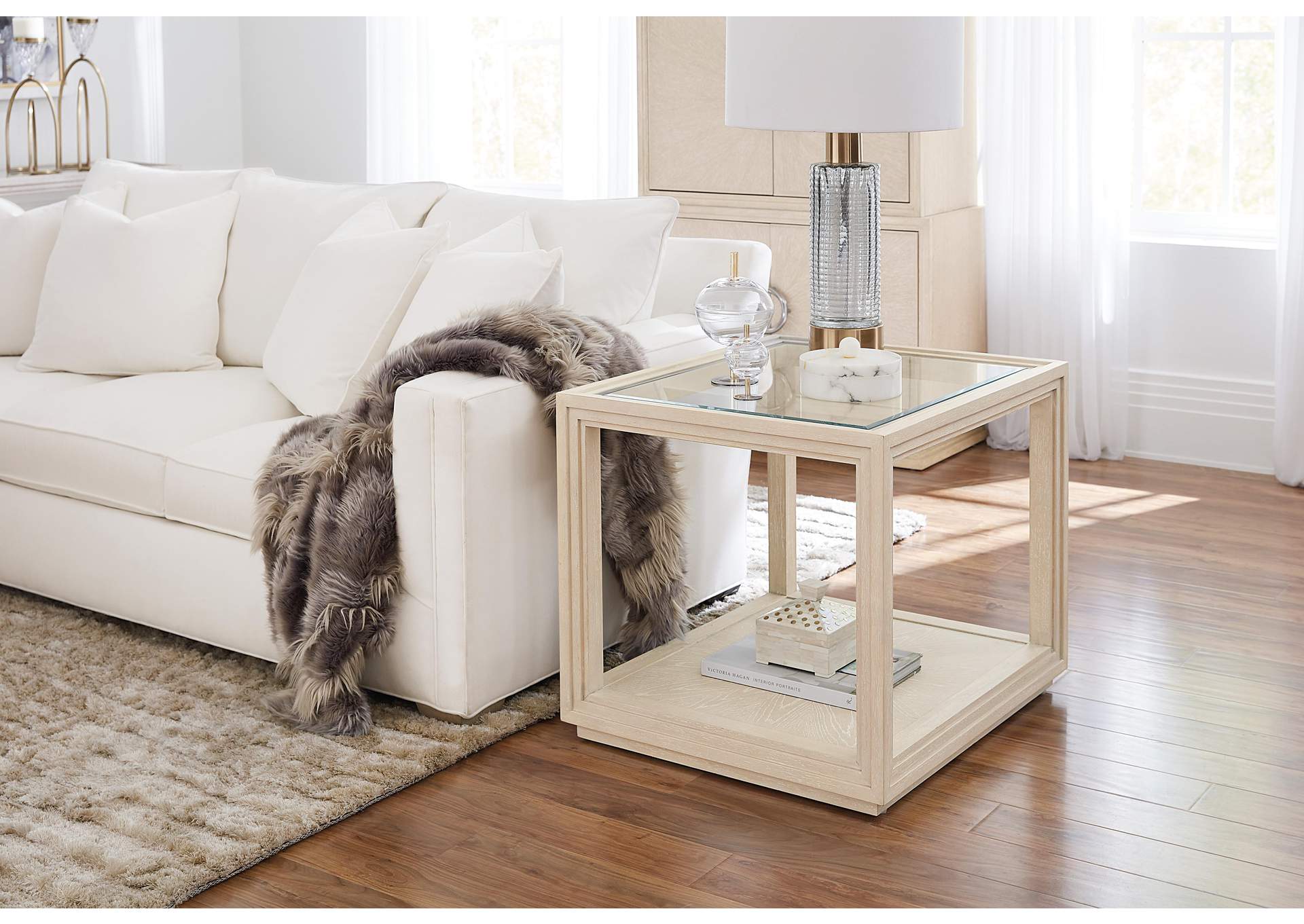 Nouveau Chic End Table image 5