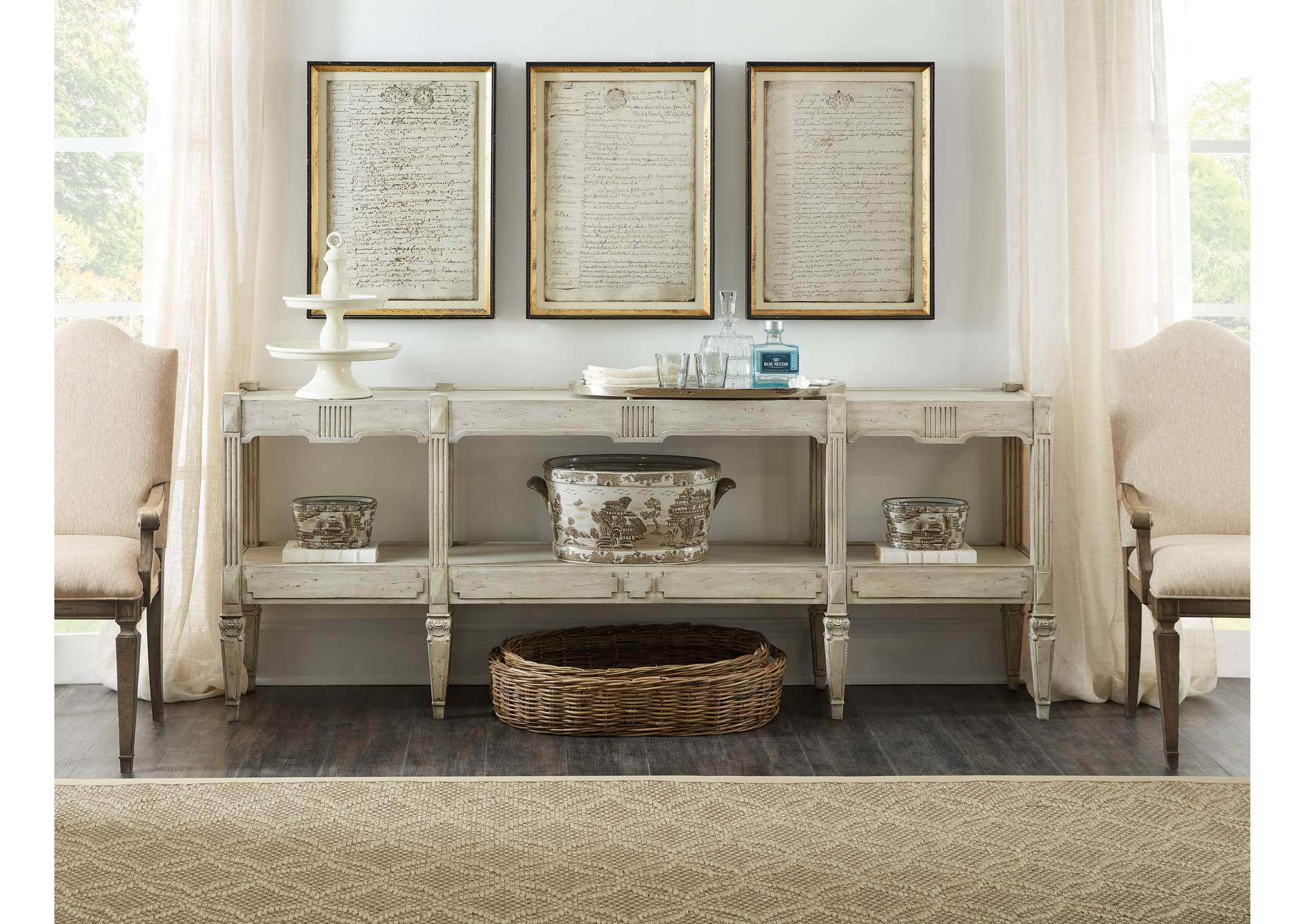 Vera Cruz Accent Console Table