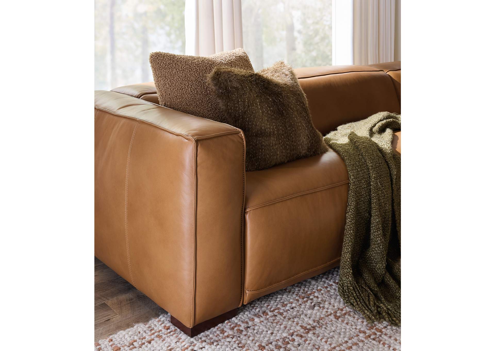 Fresco 5 Seat Sectional 4 - Power Recline & Power Headrest image 7