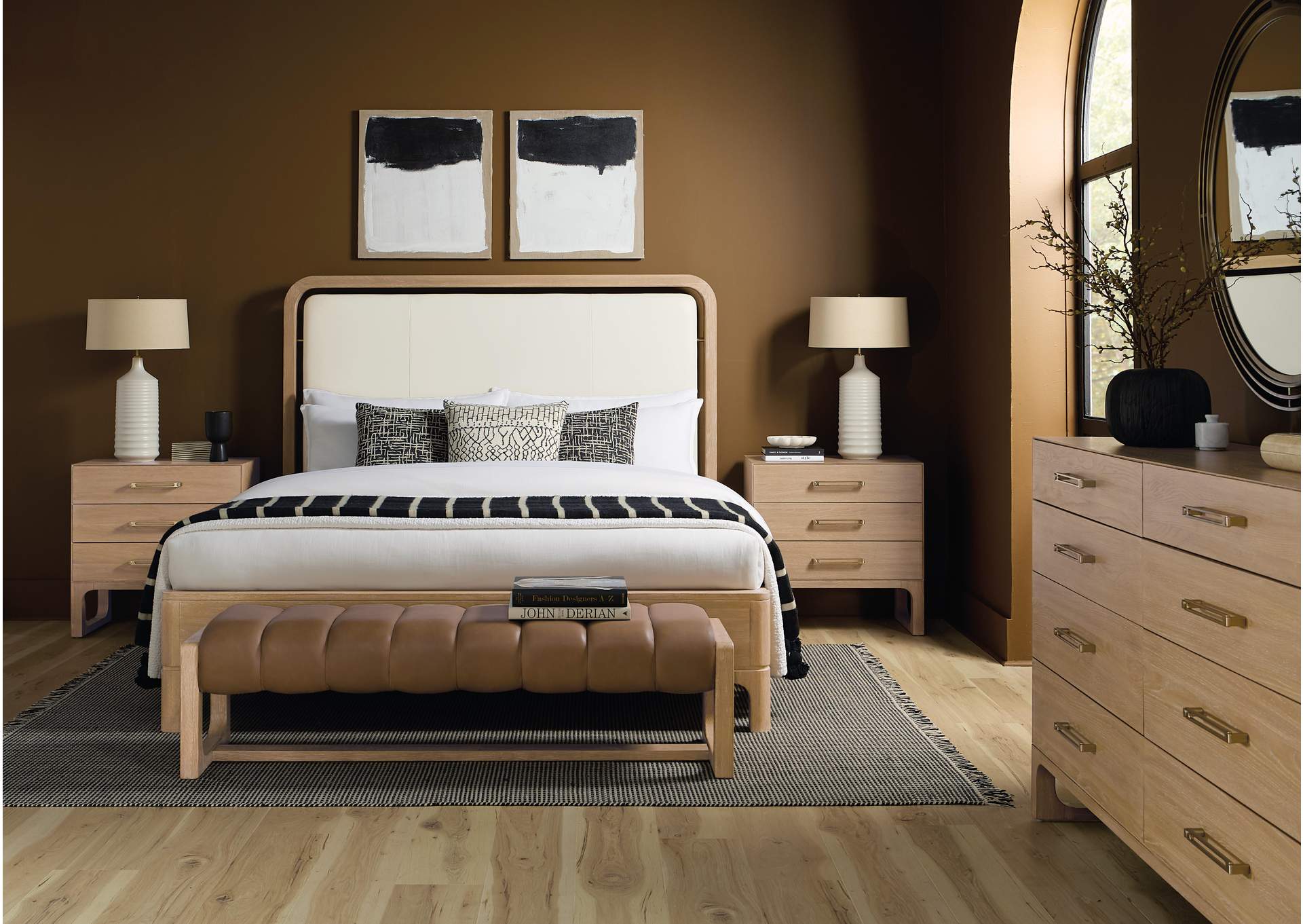 Banyon Bay King Panel Bed image 9