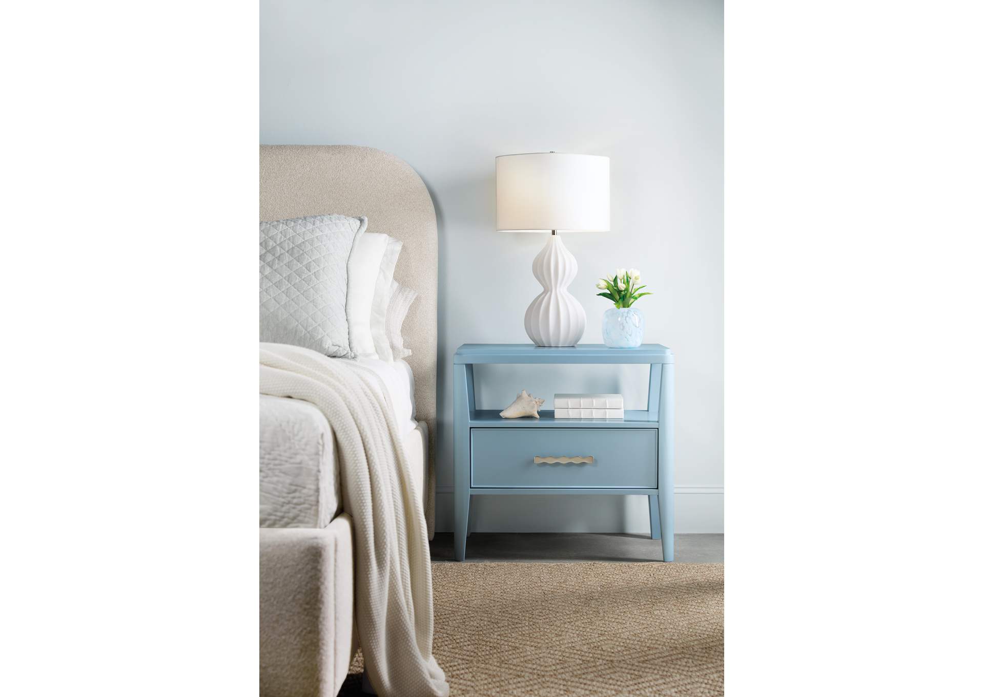 Commerce and Market Bridget Queen Upholstered Bed image 6