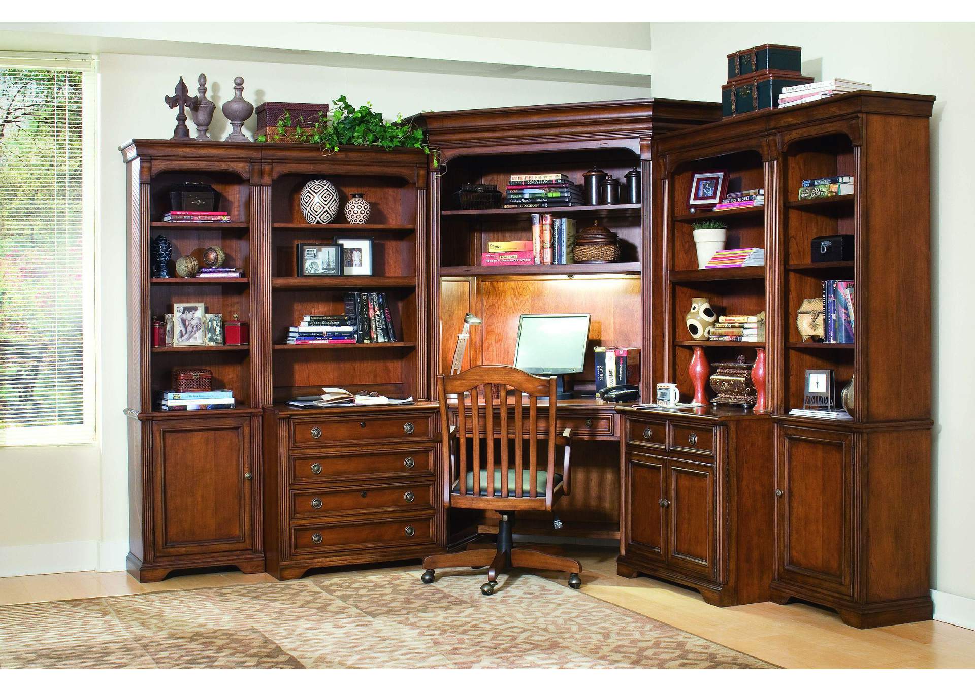 Brookhaven Desk Chair image 4