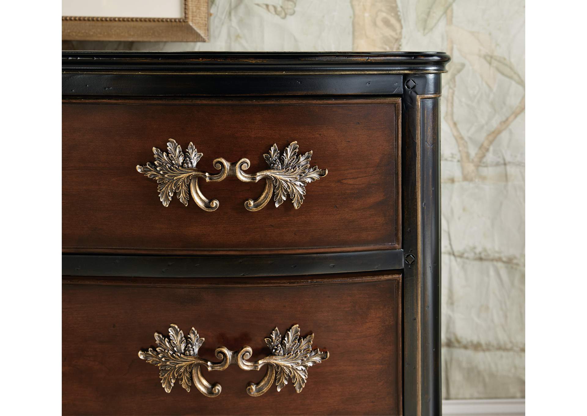 Charleston Three - Drawer Accent Chest image 6