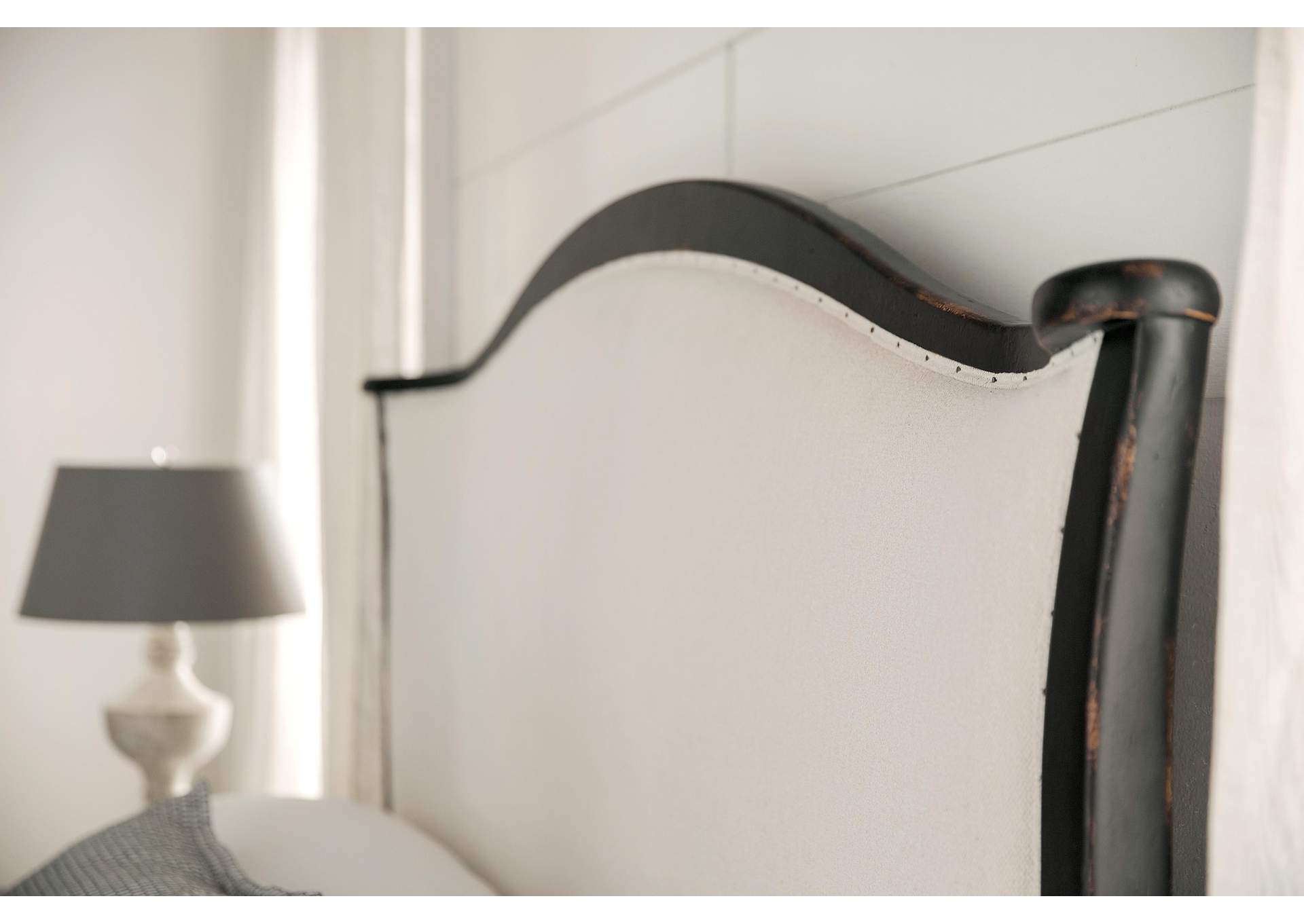 Ciao Bella Queen Upholstered Bed - Black image 7