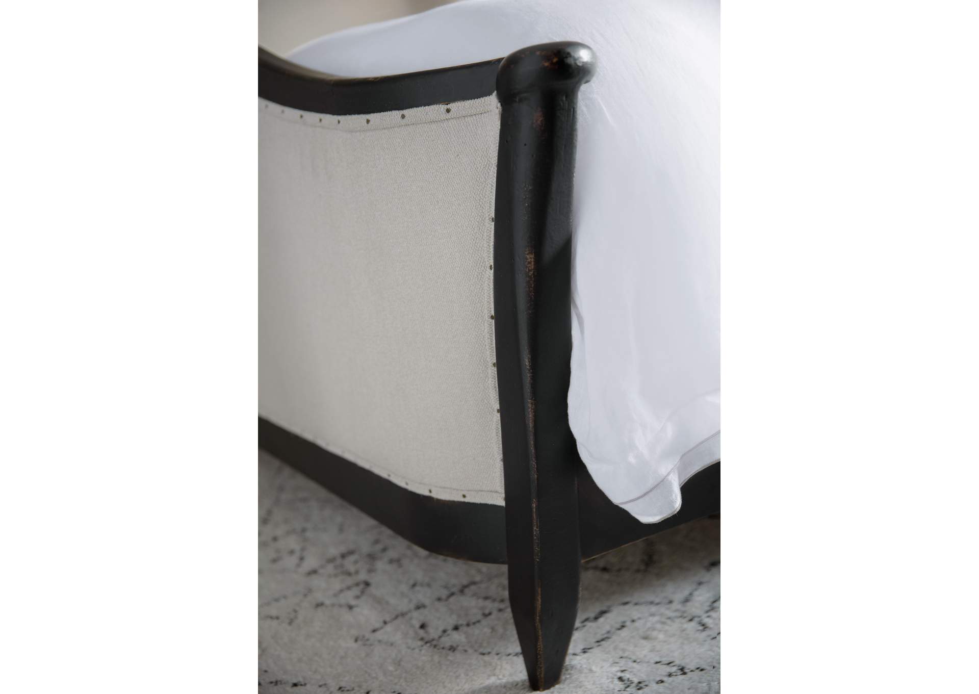 Ciao Bella Queen Upholstered Bed - Black image 4