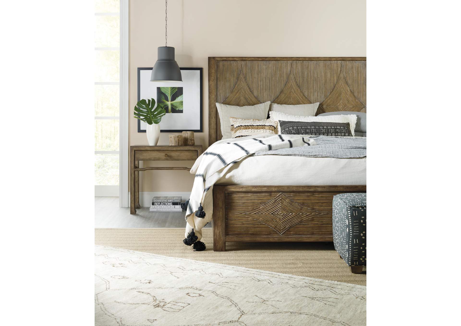 Sundance King Panel Bed image 3