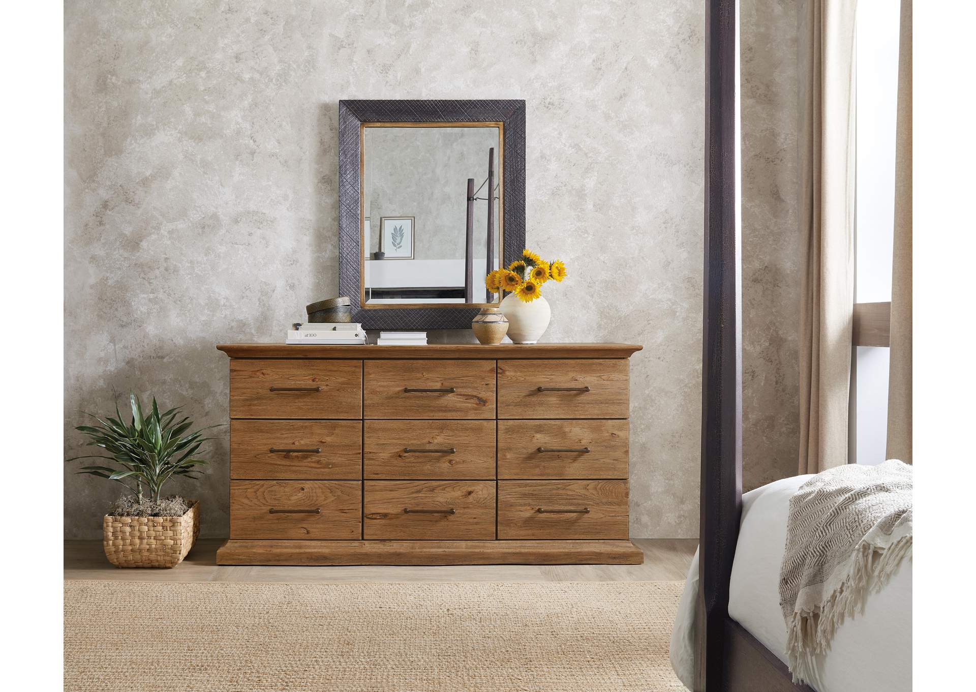 Big Sky Nine Drawer Dresser image 6